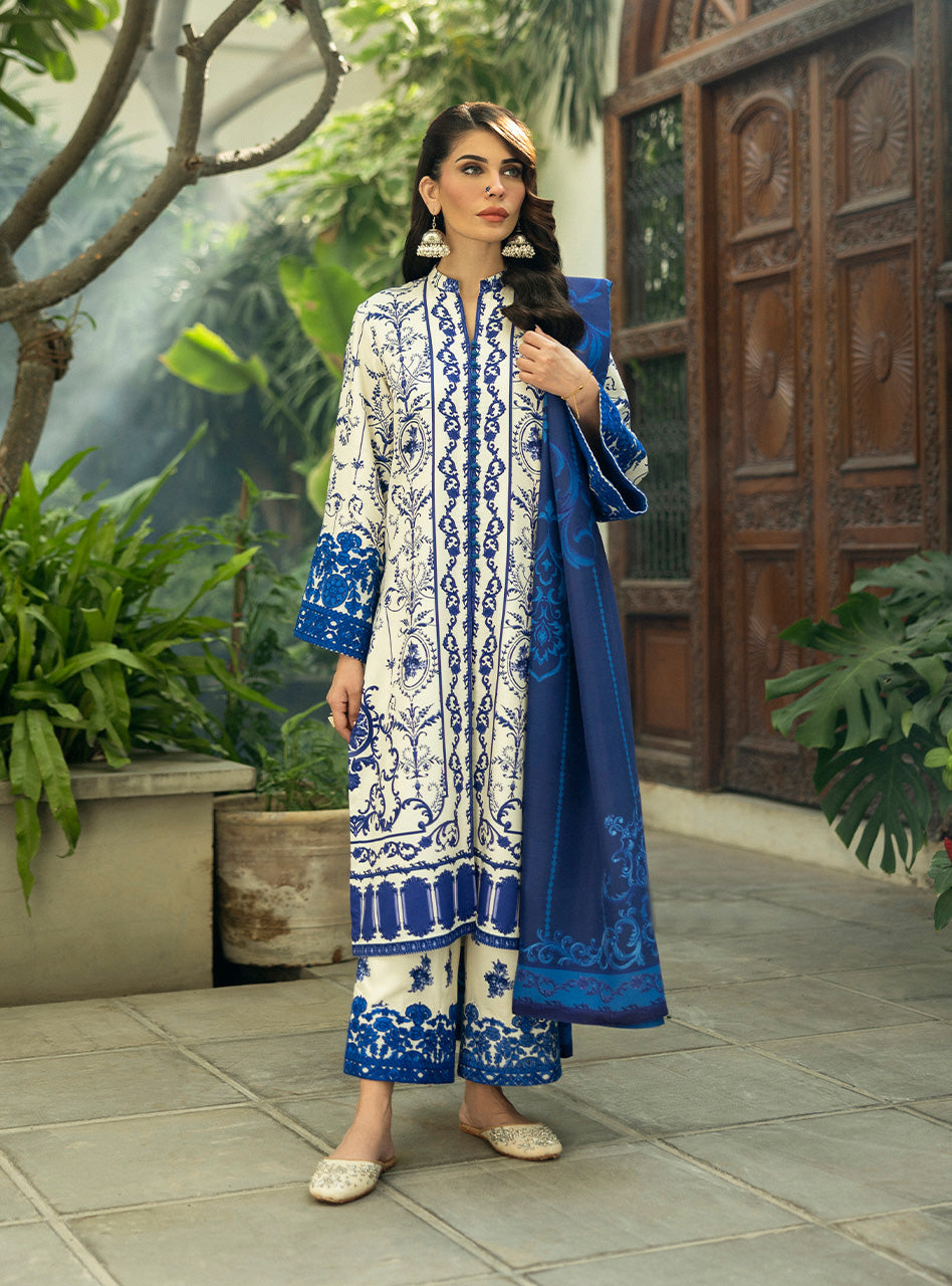 Zainab Chottani | Winter Shawls 24 |  Rania by Zainab Chottani - Designer Dress - Type: Ladies Clothes - Available at Libayah - 100% Original