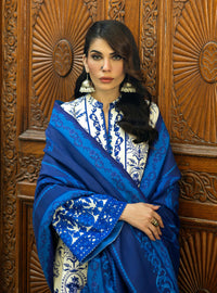 Zainab Chottani | Winter Shawls 24 |  Rania by Zainab Chottani - Designer Dress - Type: Ladies Clothes - Available at Libayah - 100% Original