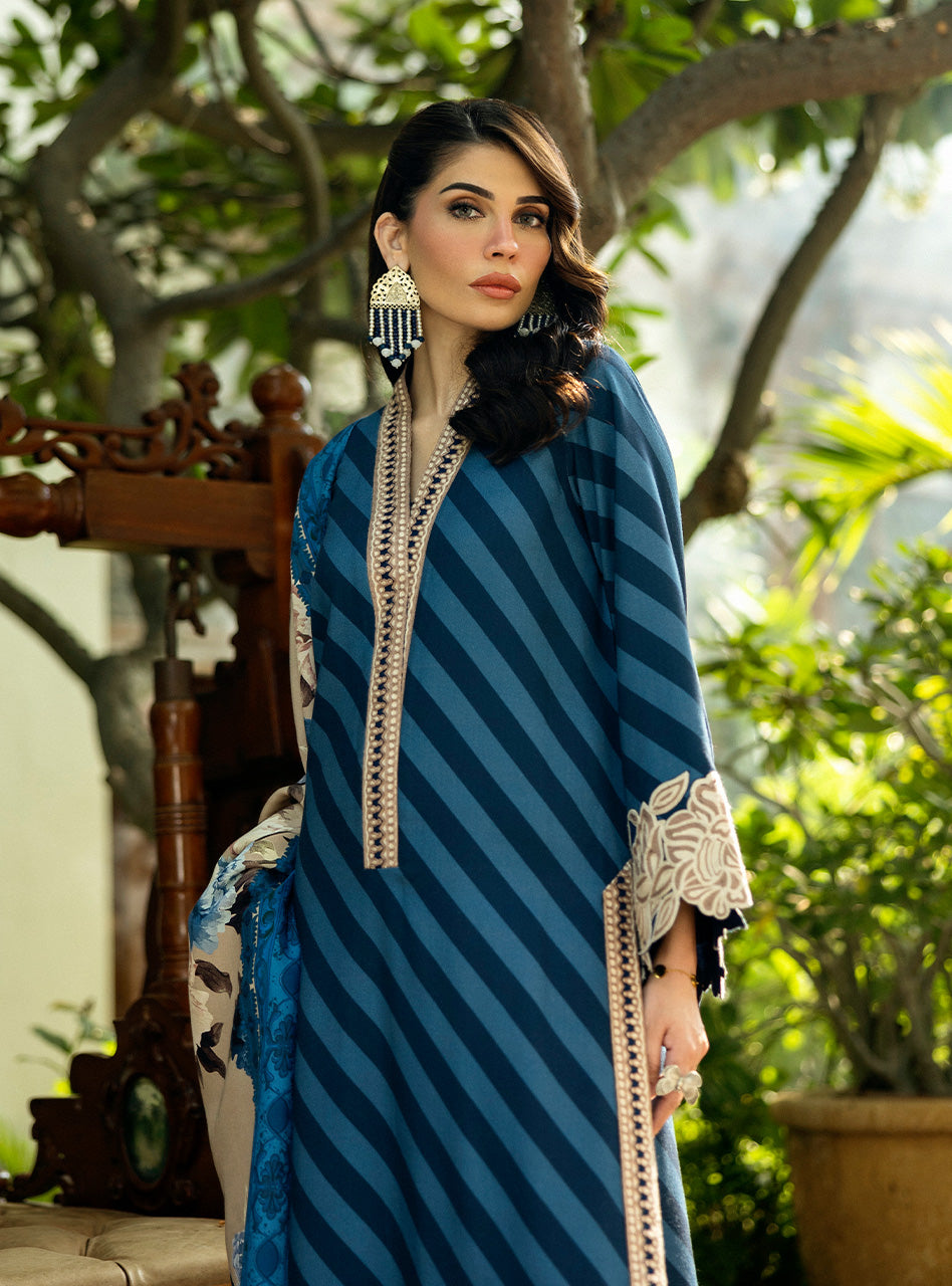 Zainab Chottani | Winter Shawls 24 |  Alayna by Zainab Chottani - Designer Dress - Type: Ladies Clothes - Available at Libayah - 100% Original