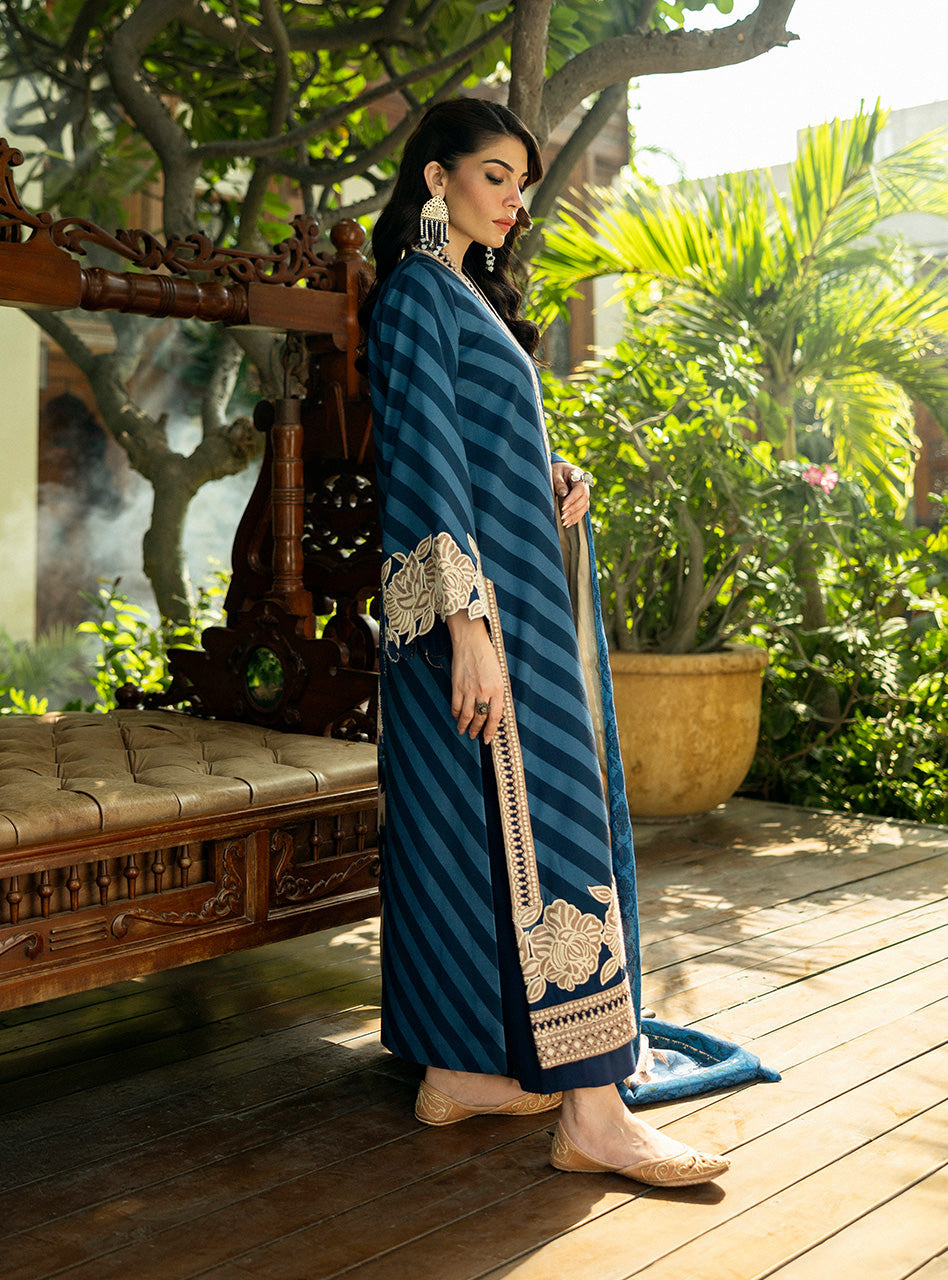 Zainab Chottani | Winter Shawls 24 |  Alayna by Zainab Chottani - Designer Dress - Type: Ladies Clothes - Available at Libayah - 100% Original