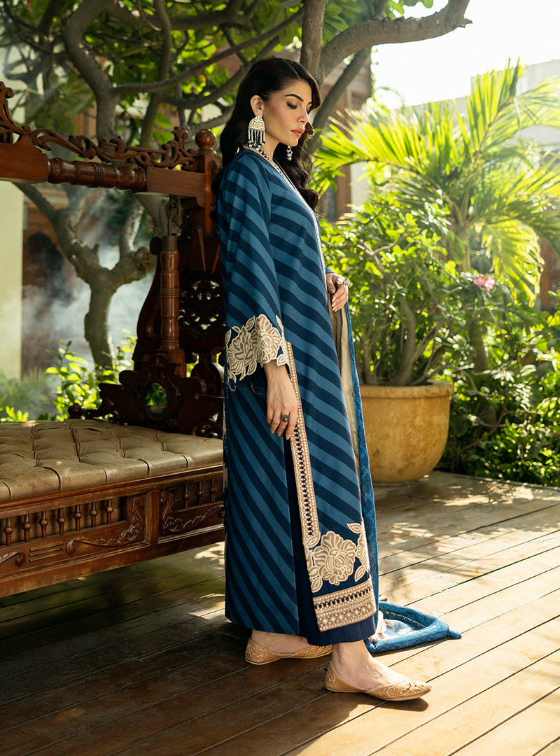 Zainab Chottani | Winter Shawls 24 |  Alayna by Zainab Chottani - Designer Dress - Type: Ladies Clothes - Available at Libayah - 100% Original