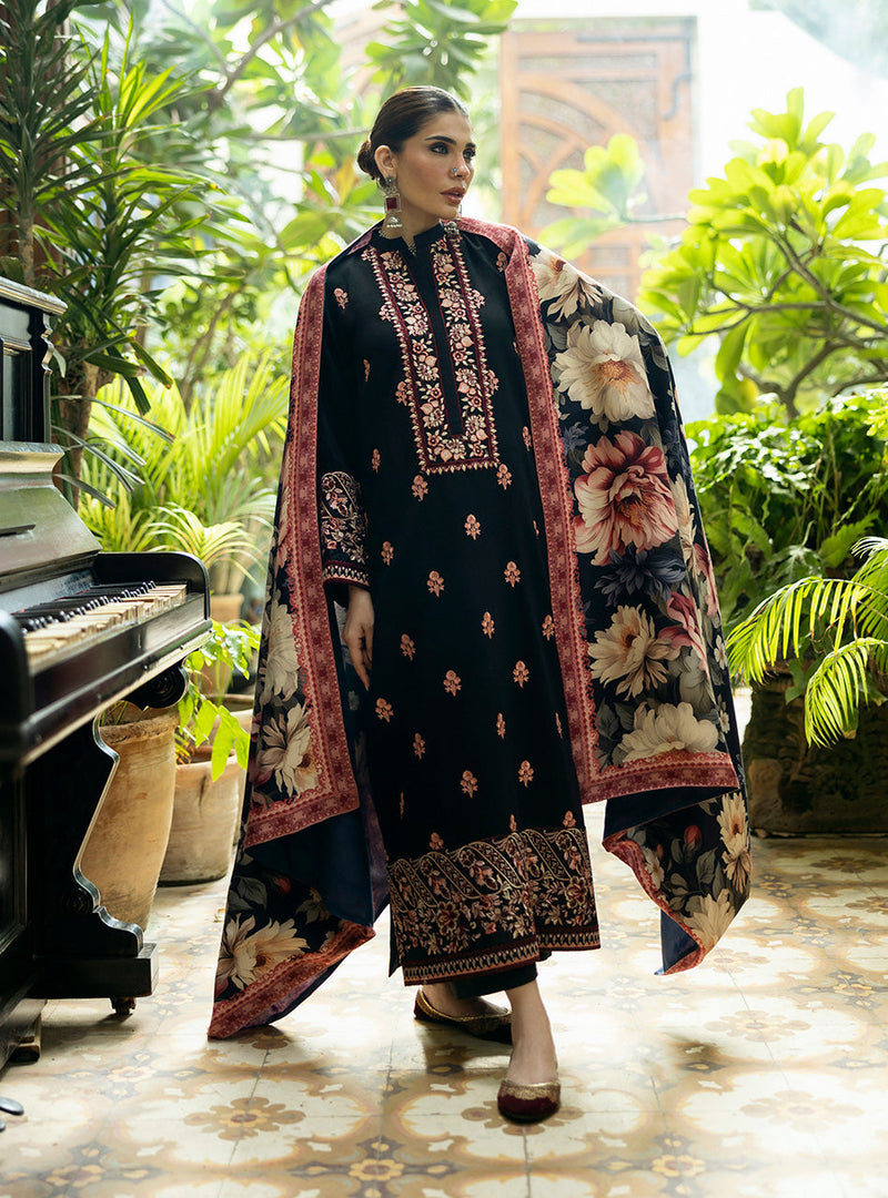 Zainab Chottani | Winter Shawls 24 |  Alaya by Zainab Chottani - Designer Dress - Type: Ladies Clothes - Available at Libayah - 100% Original