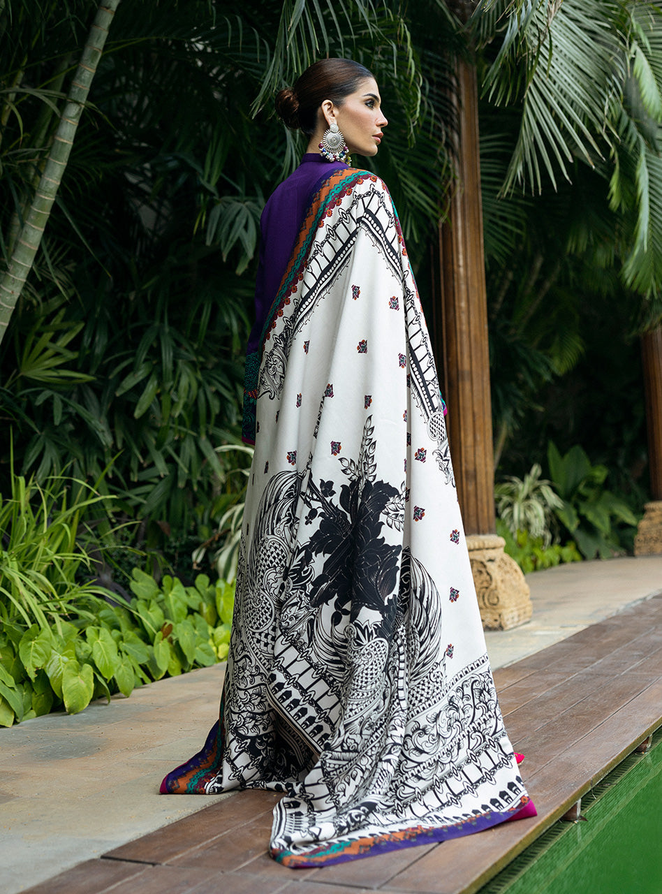 Zainab Chottani | Winter Shawls 24 |  Vaniza by Zainab Chottani - Designer Dress - Type: Ladies Clothes - Available at Libayah - 100% Original