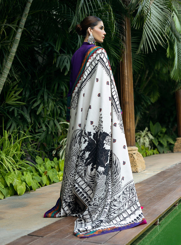 Zainab Chottani | Winter Shawls 24 |  Vaniza by Zainab Chottani - Designer Dress - Type: Ladies Clothes - Available at Libayah - 100% Original