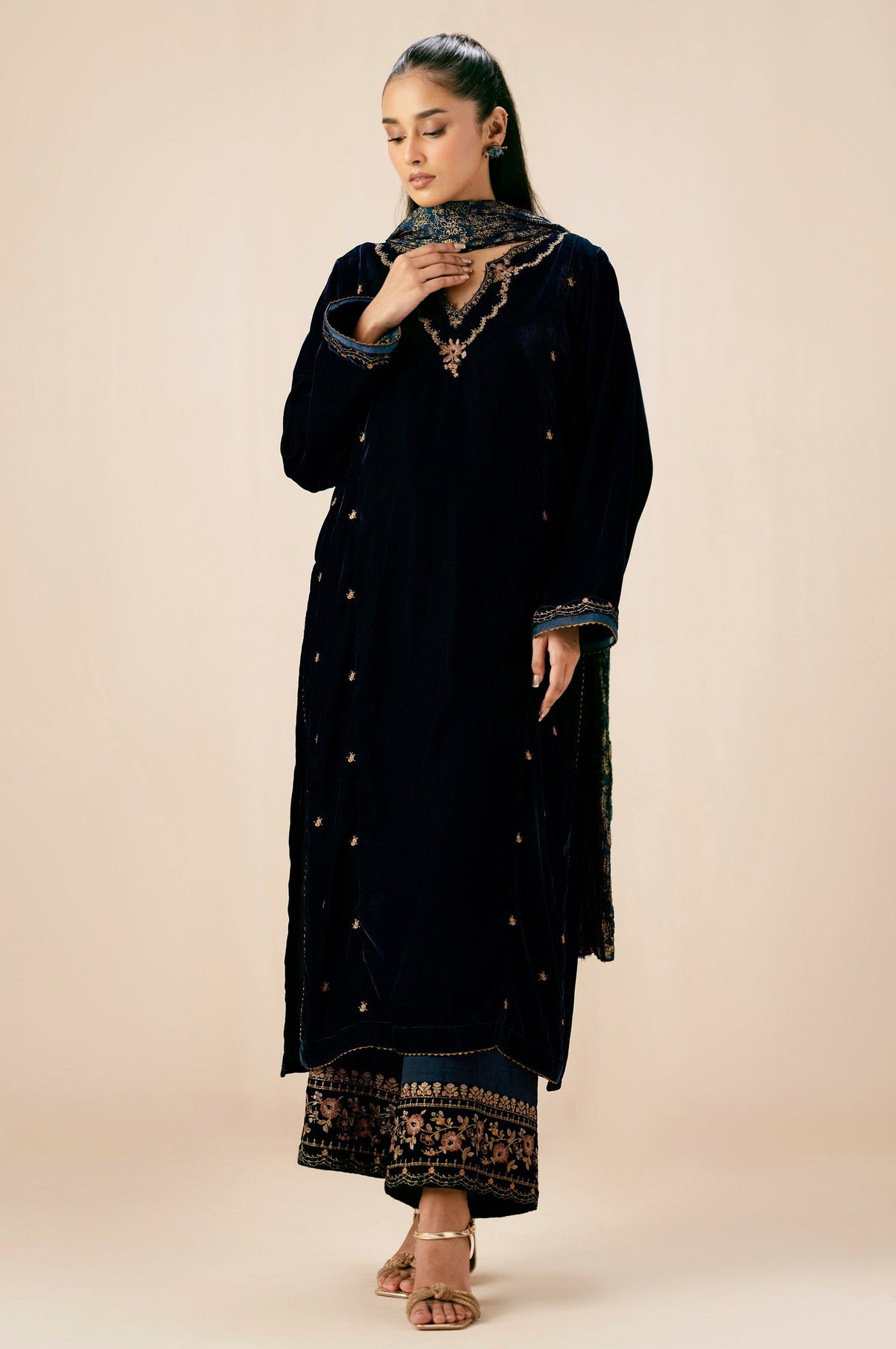 Zeen | Winter Collection | Velvet 11 by Zeen - Designer Dress - Type: Ladies Clothes - Available at Libayah - 100% Original