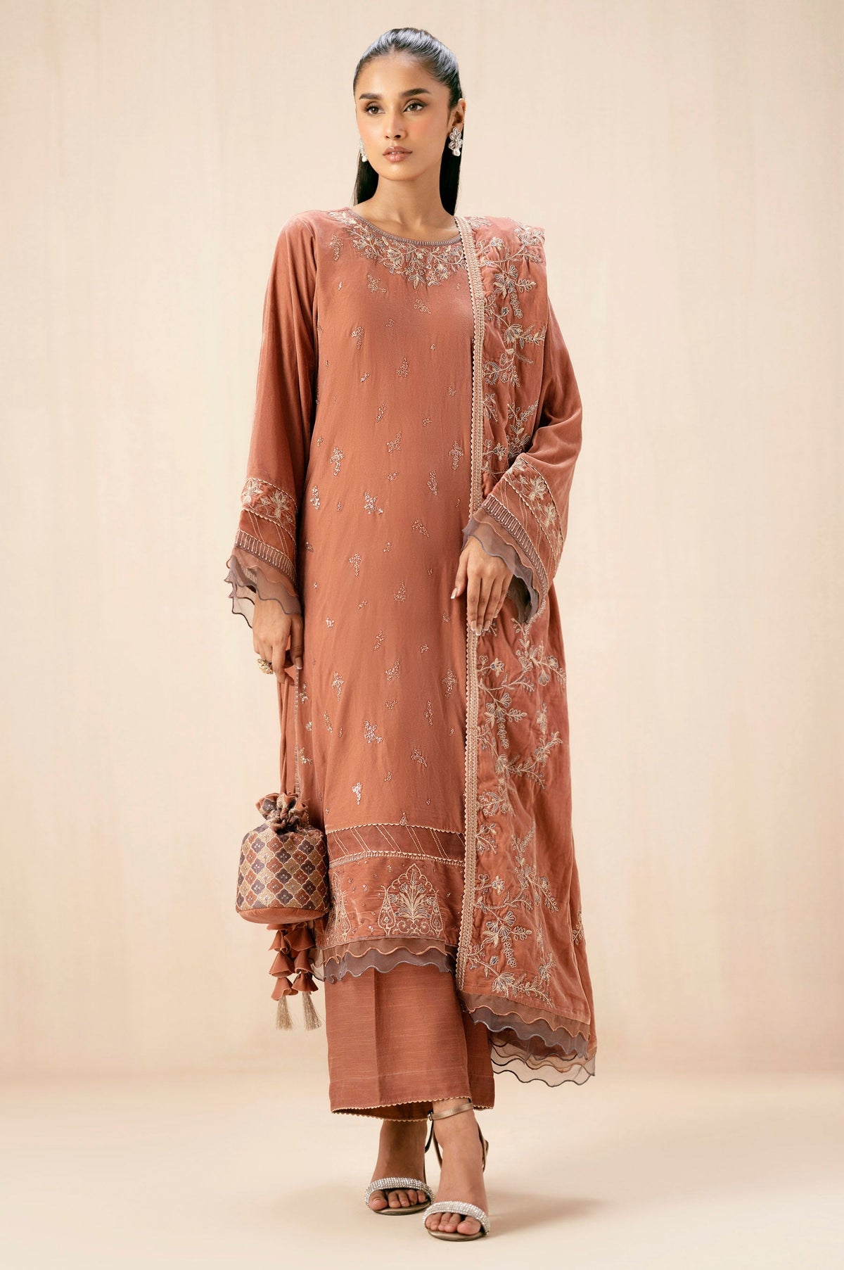 Zeen | Winter Collection | Velvet 29 by Zeen - Designer Dress - Type: Ladies Clothes - Available at Libayah - 100% Original
