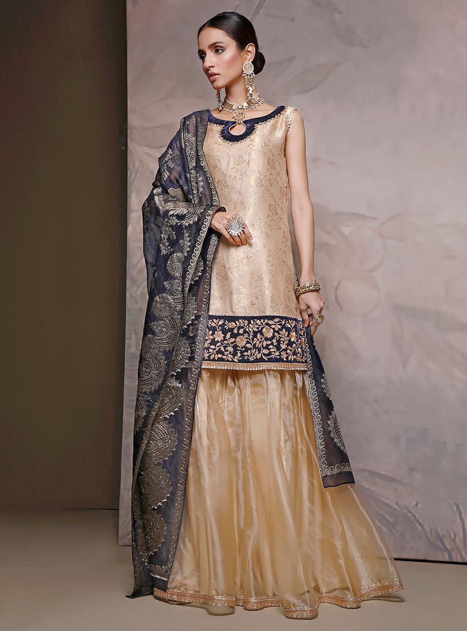 Zainab Chottani | Semi Formals | A BLONDE COAL by Zainab Chottani - Designer Dress - Type: Ladies Clothes - Available at Libayah - 100% Original
