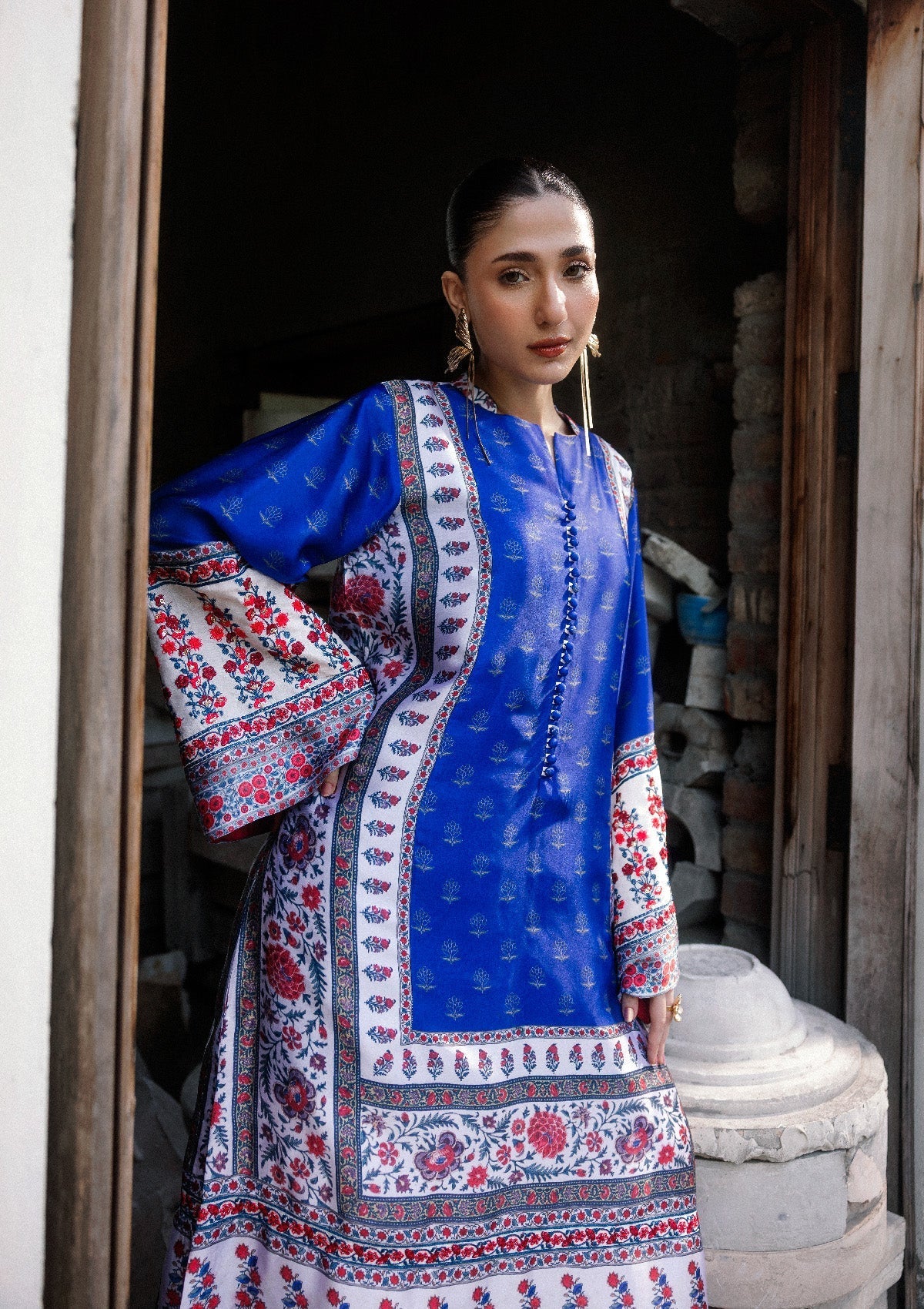 Aik Atelier | lady Aik 26 | Lady Aik - Look B2606 by Aik Atelier - Designer Dress  - Type : Ladies Clothes - Available at Libayah - 100% Original 