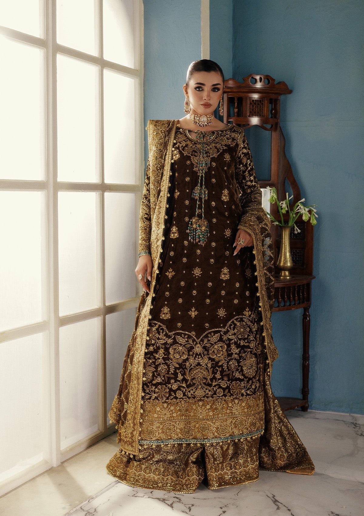 LOOK 01 – authentic Pakistani formal dress from the Aik Atelier Udaipur Velvet 25 collection for women in the UK.