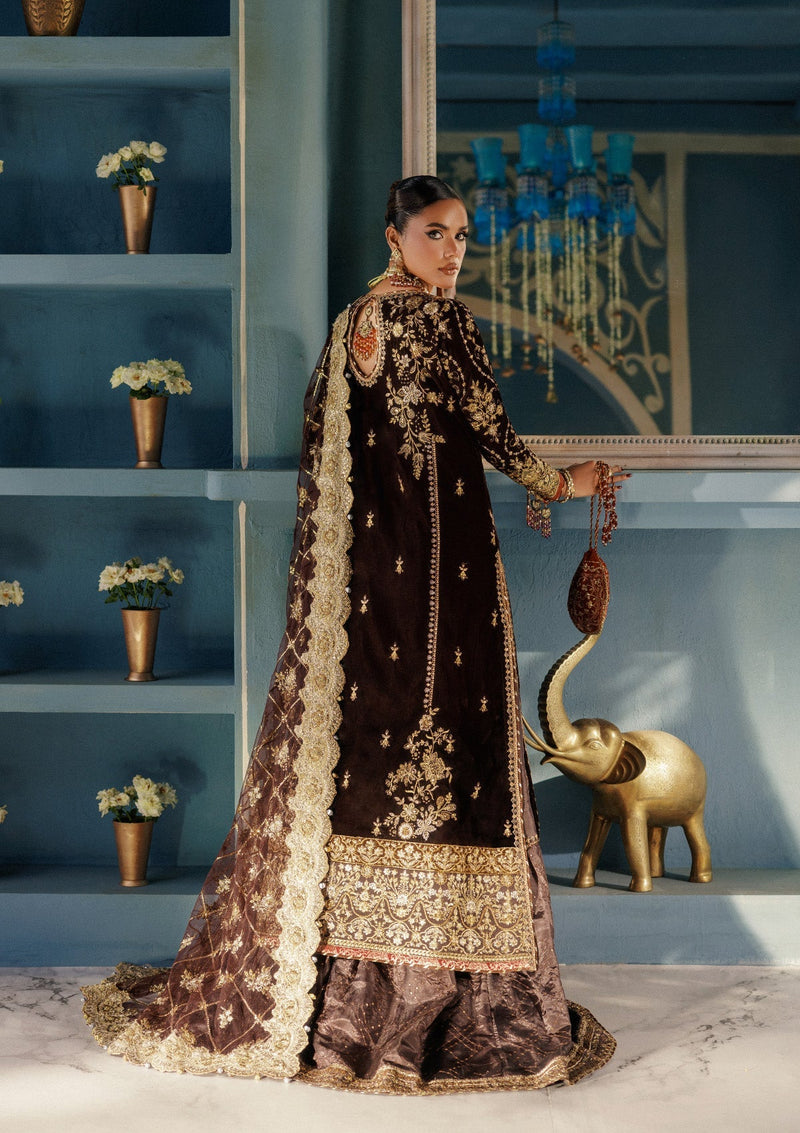 LOOK 06 – authentic Pakistani formal dress from the Aik Atelier Udaipur Velvet 25 collection for women in the UK.