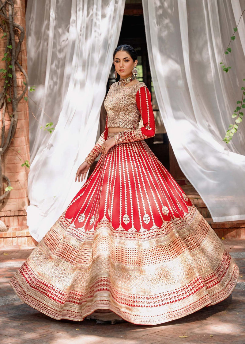 Akbar Aslam | Wedding Formals | NAWAZISH by Akbar Aslam - Designer Dress - Type: Ladies Clothes - Available at Libayah - 100% Original