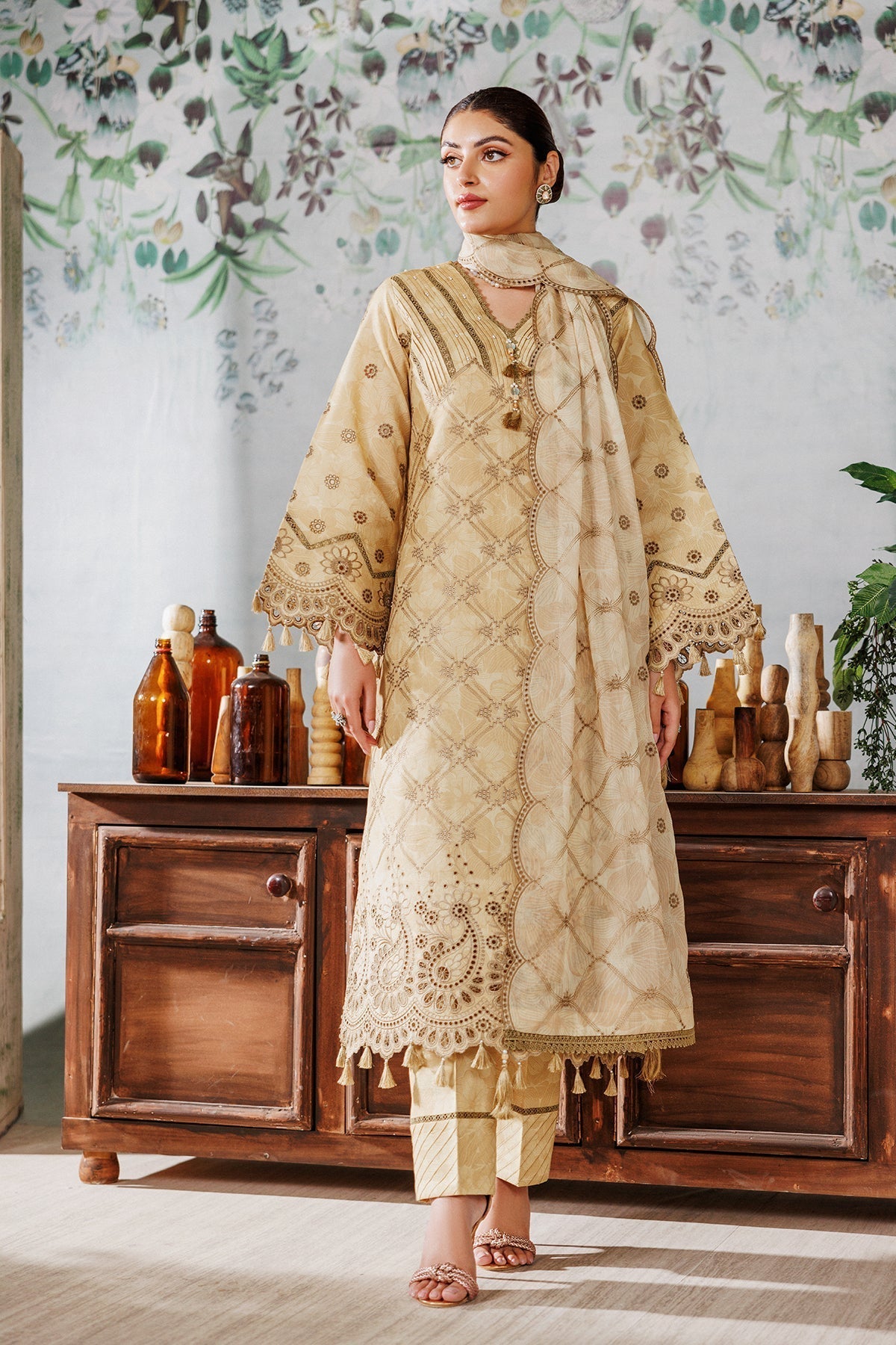 Alizeh | Maahi Vol 2 | AF-EPL-7020-TAAB by Alizeh - Designer Dress - Type: Ladies Clothes - Available at Libayah - 100% Original