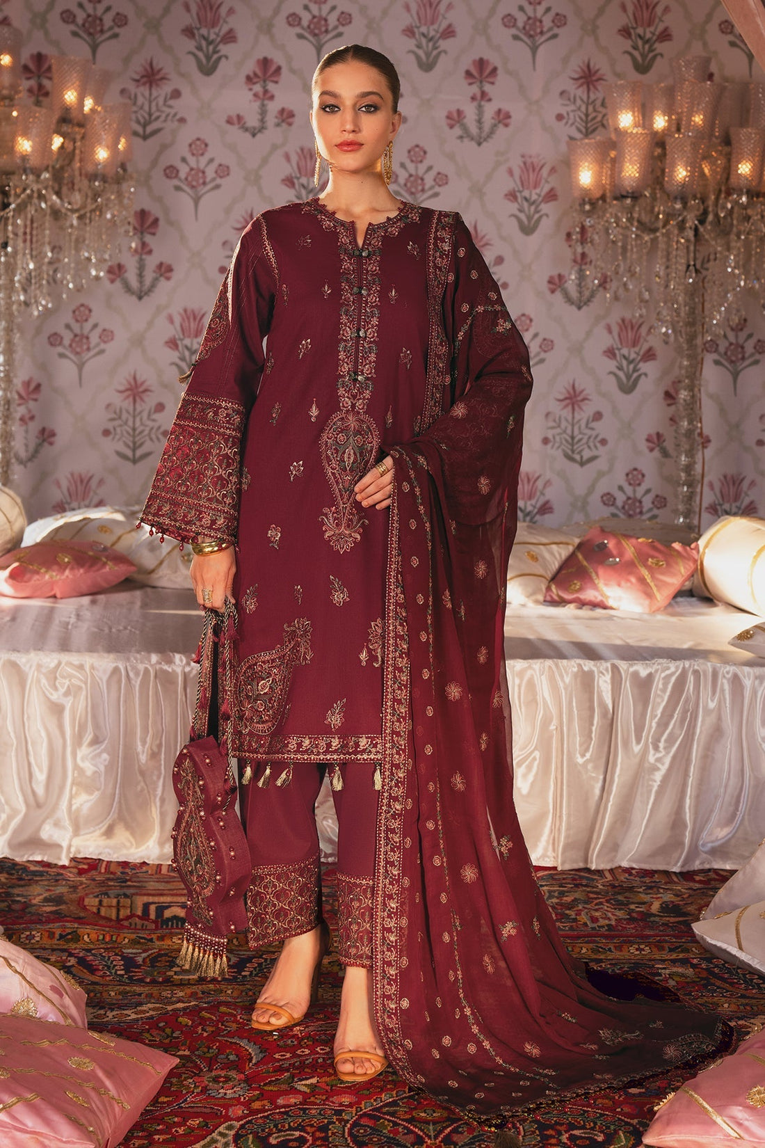 Alizeh | Rawayat Luxury Lawn 24 | Afreen by Alizeh - Designer Dress - Type: Ladies Clothes - Available at Libayah - 100% Original