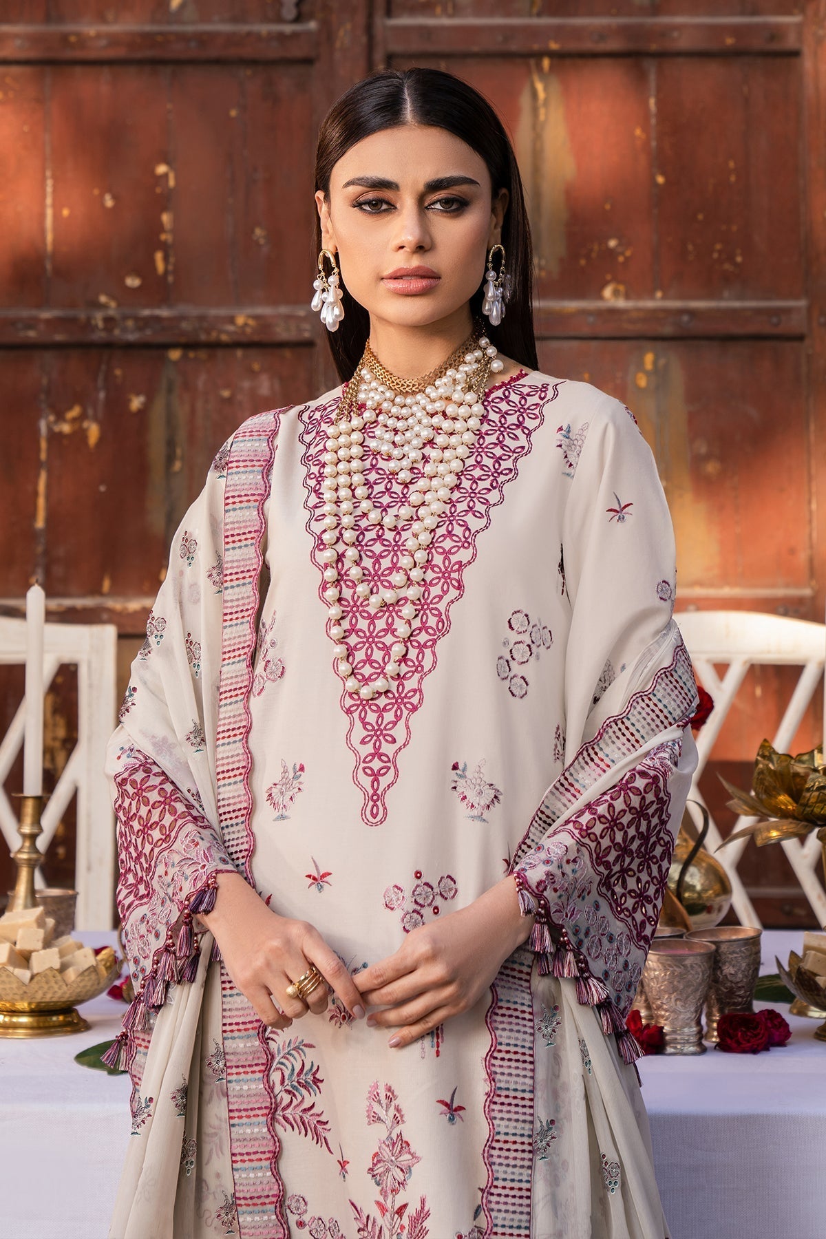 Alizeh | Rawayat Luxury Lawn 24 | Hayat by Alizeh - Designer Dress - Type: Ladies Clothes - Available at Libayah - 100% Original