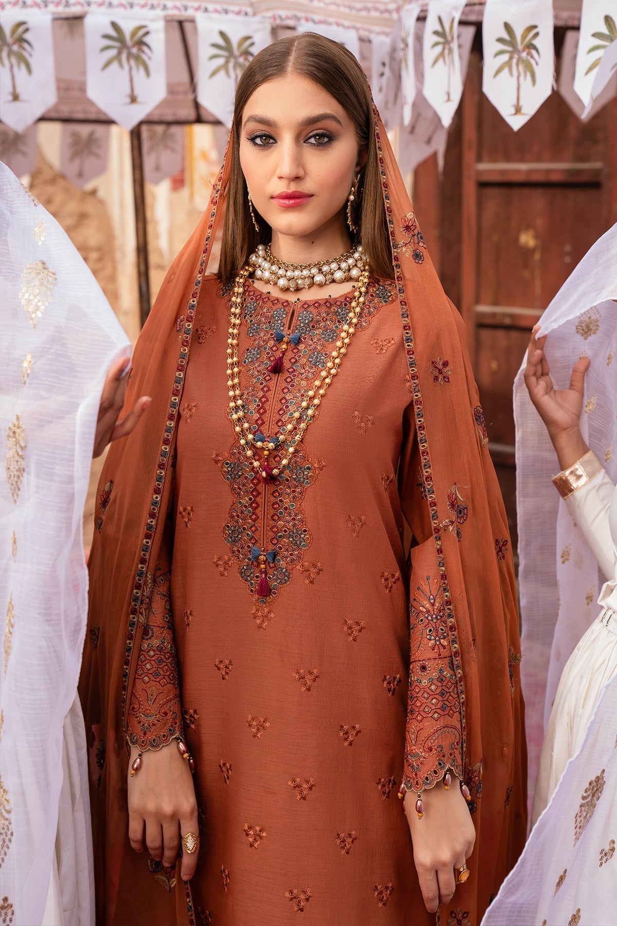 Alizeh | Rawayat Luxury Lawn 24 | Manat by Alizeh - Designer Dress - Type: Ladies Clothes - Available at Libayah - 100% Original
