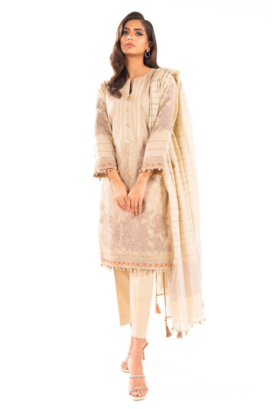 Alkaram | Luxury Lawn 24 | EC-04-24 by Alkaram - Designer Dress - Type: Ladies Clothes - Available at Libayah - 100% Original