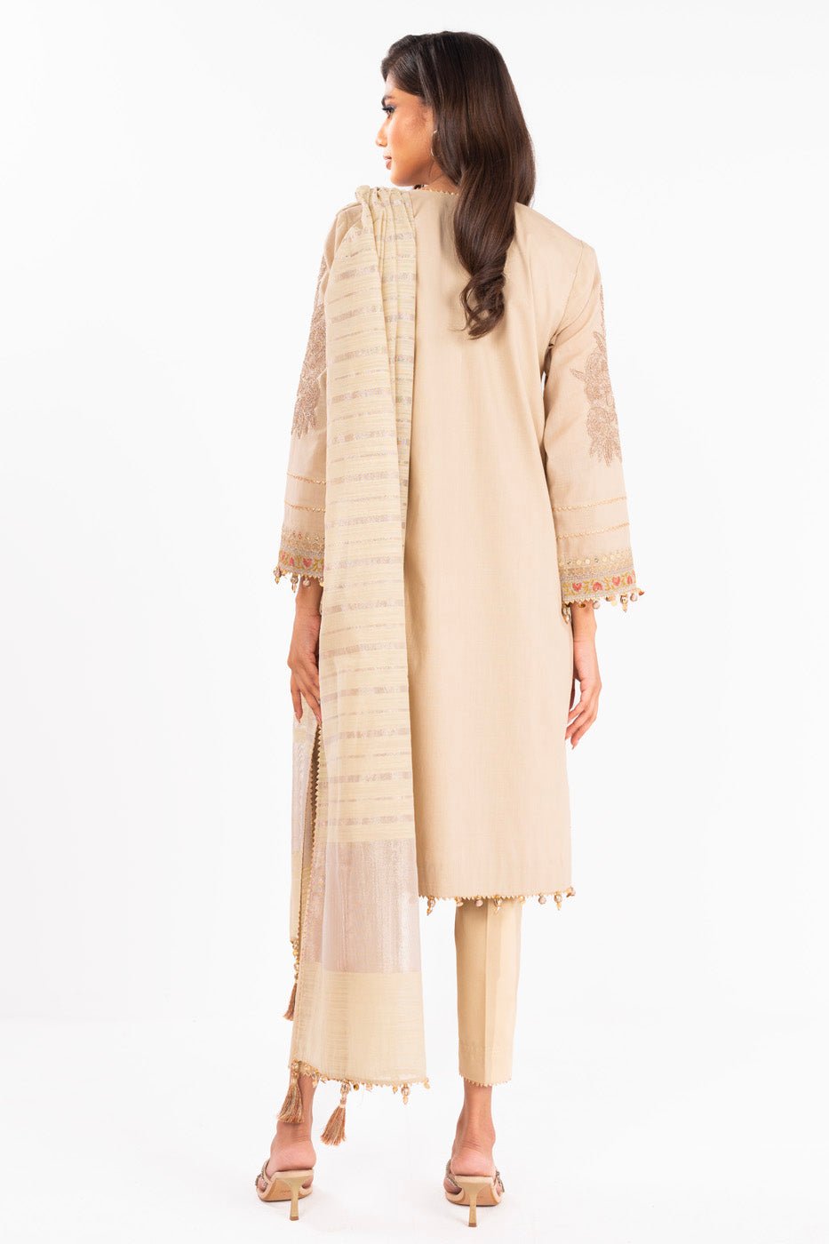 Alkaram | Luxury Lawn 24 | EC-04-24 by Alkaram - Designer Dress - Type: Ladies Clothes - Available at Libayah - 100% Original