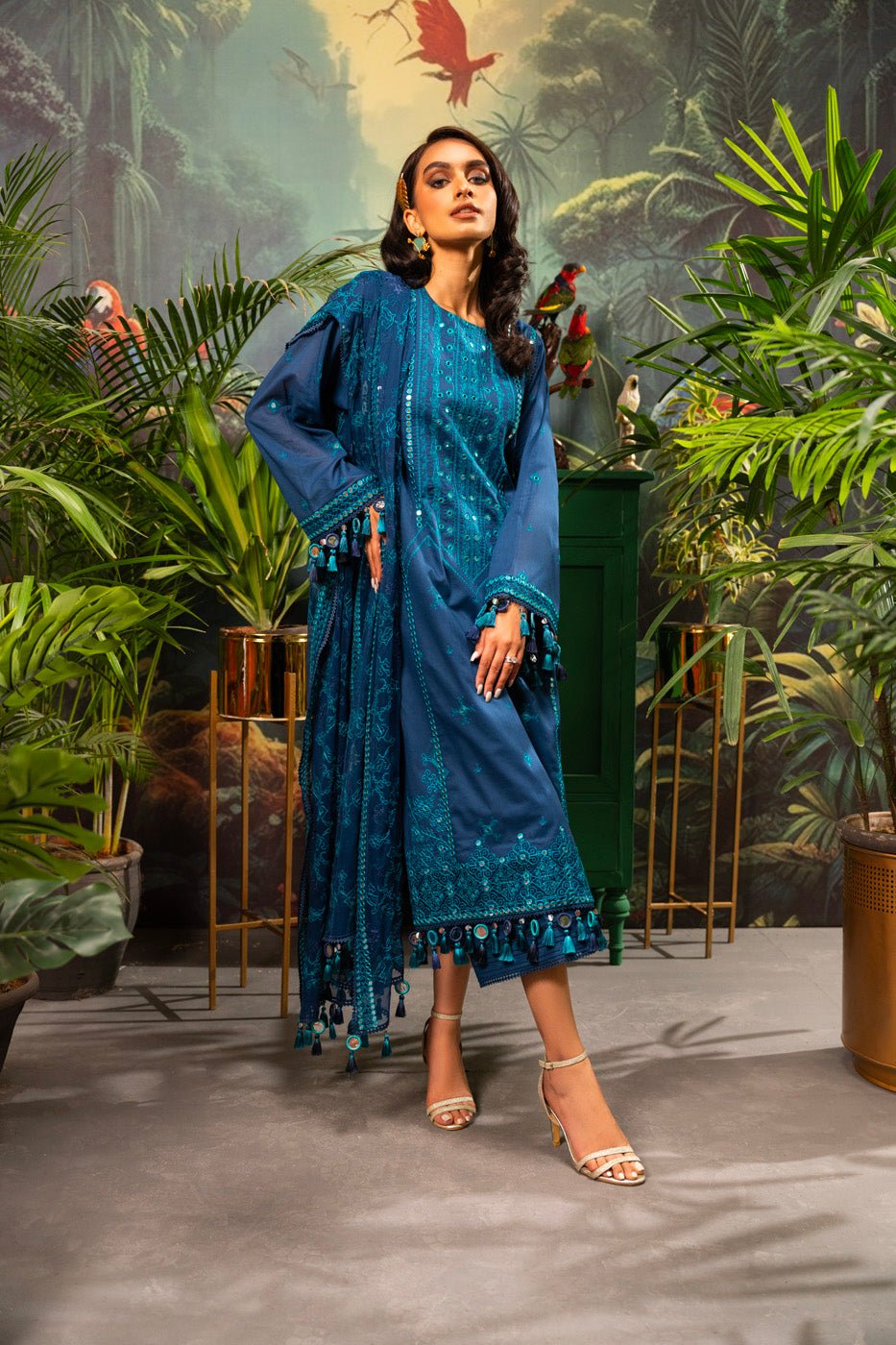Alkaram | Luxury Lawn 24 | EC-07-24 by Alkaram - Designer Dress - Type: Ladies Clothes - Available at Libayah - 100% Original