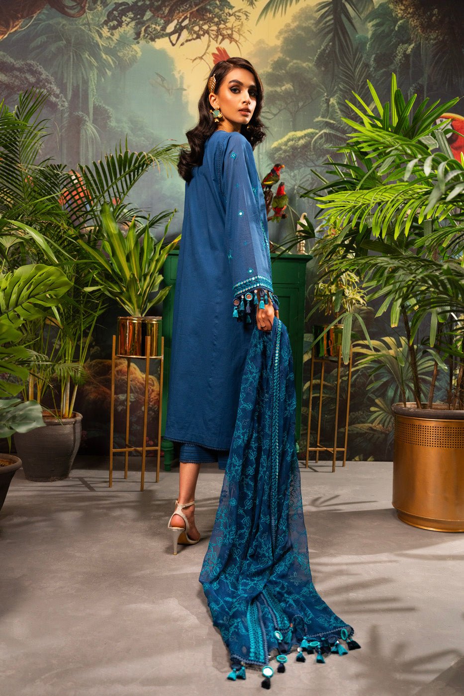Alkaram | Luxury Lawn 24 | EC-07-24 by Alkaram - Designer Dress - Type: Ladies Clothes - Available at Libayah - 100% Original