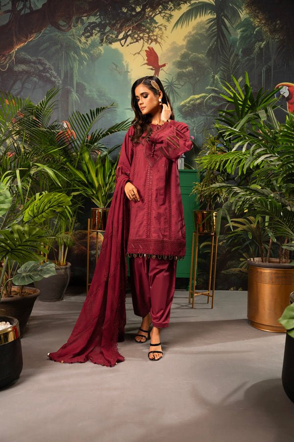Alkaram | Luxury Lawn 24 | EC-12-24 by Alkaram - Designer Dress - Type: Ladies Clothes - Available at Libayah - 100% Original