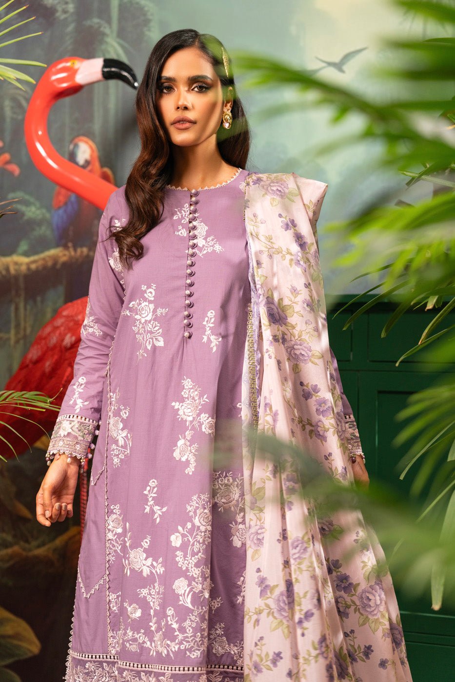 Alkaram | Luxury Lawn 24 | EC-16-2 by Alkaram - Designer Dress - Type: Ladies Clothes - Available at Libayah - 100% Original