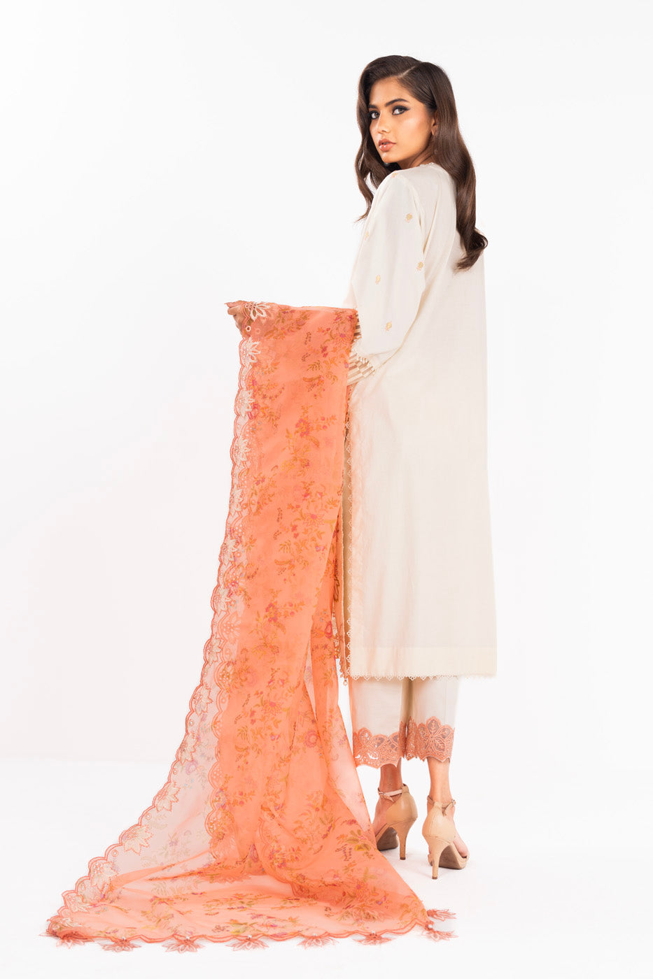 Alkaram | Luxury Lawn 24 | EC-14-24 by Alkaram - Designer Dress - Type: Ladies Clothes - Available at Libayah - 100% Original