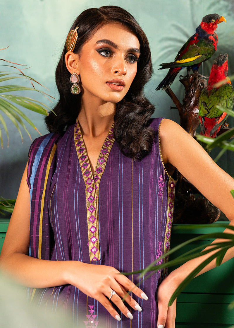Alkaram | Luxury Lawn 24 | EC-18-24 by Alkaram - Designer Dress - Type: Ladies Clothes - Available at Libayah - 100% Original