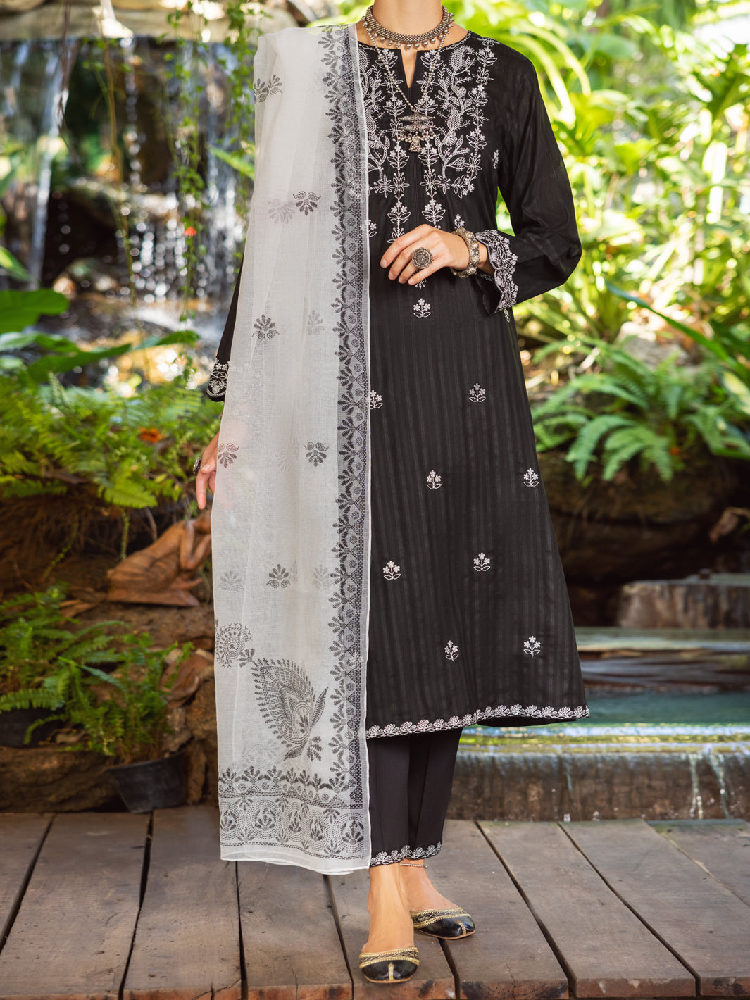 Almirah | Luxury Edit | ALP-3PS-1764 by Almirah - Designer Dress - Type: Luxury - Available at Libayah - 100% Original
