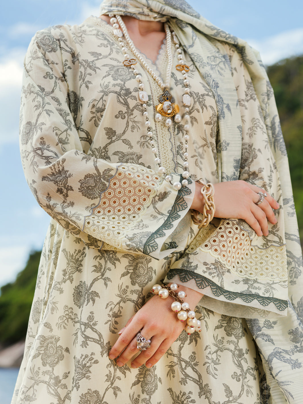 Almirah | Luxury Edit | ALP-3PS-1806 by Almirah - Designer Dress - Type: Luxury - Available at Libayah - 100% Original