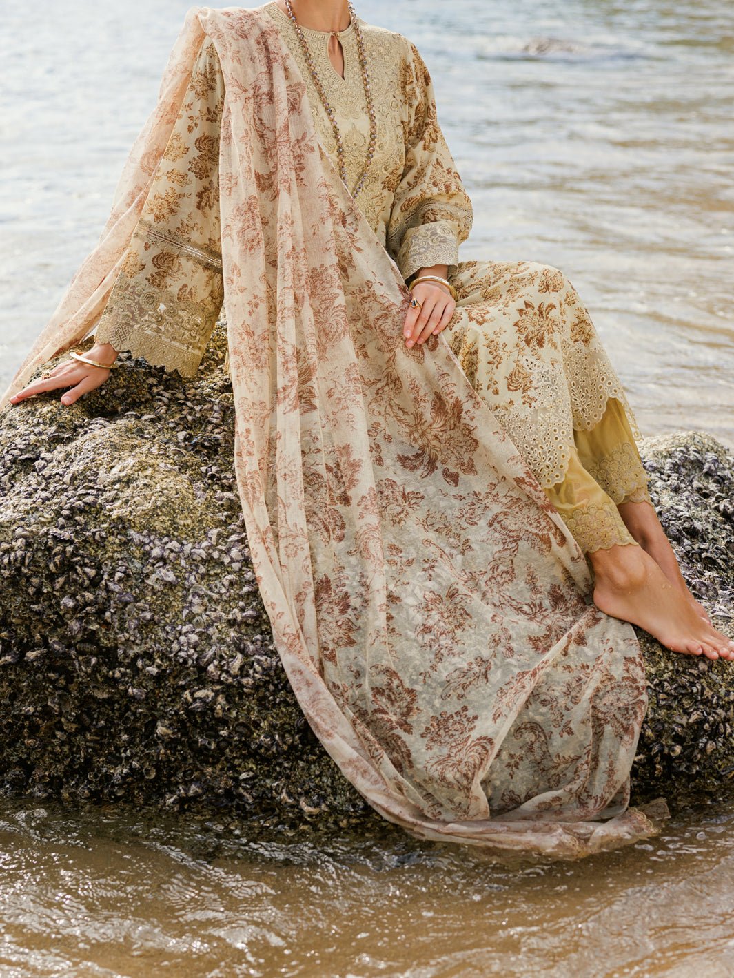 Almirah | Luxury Edit | ALP-3PS-1810 by Almirah - Designer Dress - Type: Luxury - Available at Libayah - 100% Original