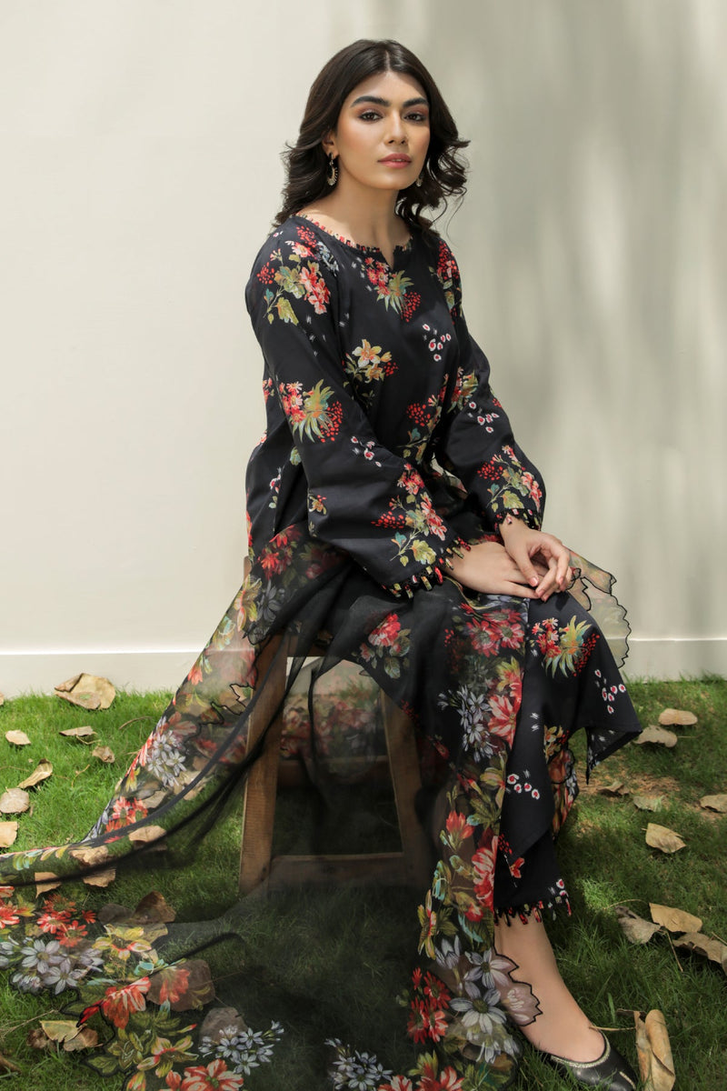 Baroque | Lawn Collection 24 | UF-208 by Baroque - Designer Dress - Type: Ladies Clothes - Available at Libayah - 100% Original