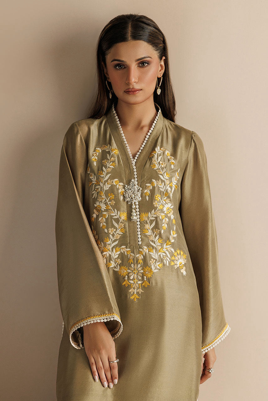 Deepak Perwani | Eid Edit 24 | KUT296 by Deepak Perwani - Designer Dress - Type: Ladies Clothes - Available at Libayah - 100% Original