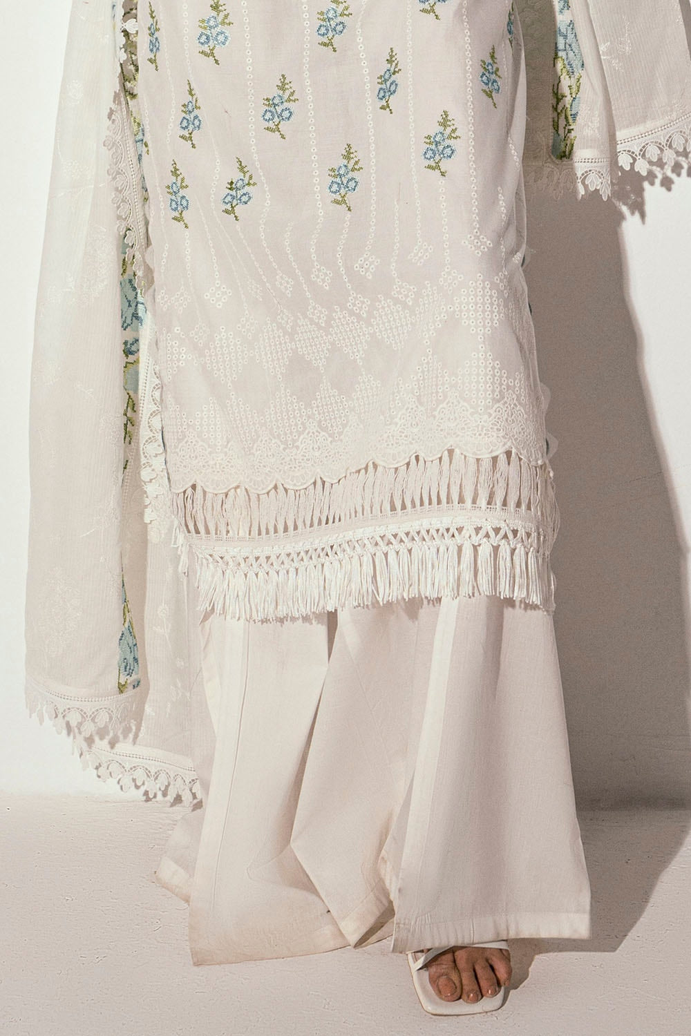 Gul Ahmed | Gul Nilofer 25 | DN-52032 by Gul Ahmed - Designer Dress - Type: Ladies Clothes - Available at Libayah - 100% Original