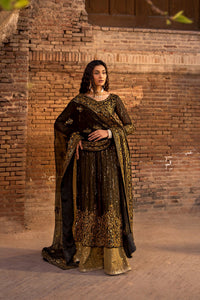 Erum Khan | Shezadian Luxe Formals | ZEENAT by Erum Khan - Designer Dress - Type: Ladies Clothes - Available at Libayah - 100% Original