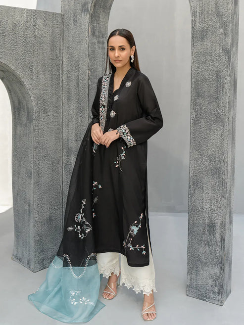 Farah Zubair | Luxury Pret | Aiza by Farah Zubair - Designer Dress - Type: Ladies Clothes - Available at Libayah - 100% Original