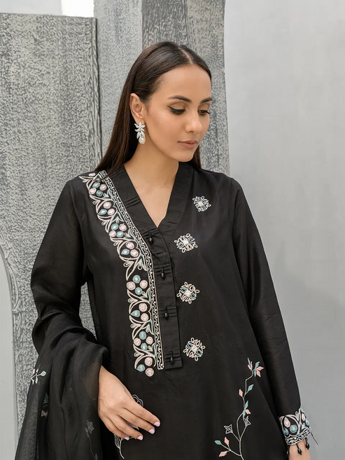 Farah Zubair | Luxury Pret | Aiza by Farah Zubair - Designer Dress - Type: Ladies Clothes - Available at Libayah - 100% Original