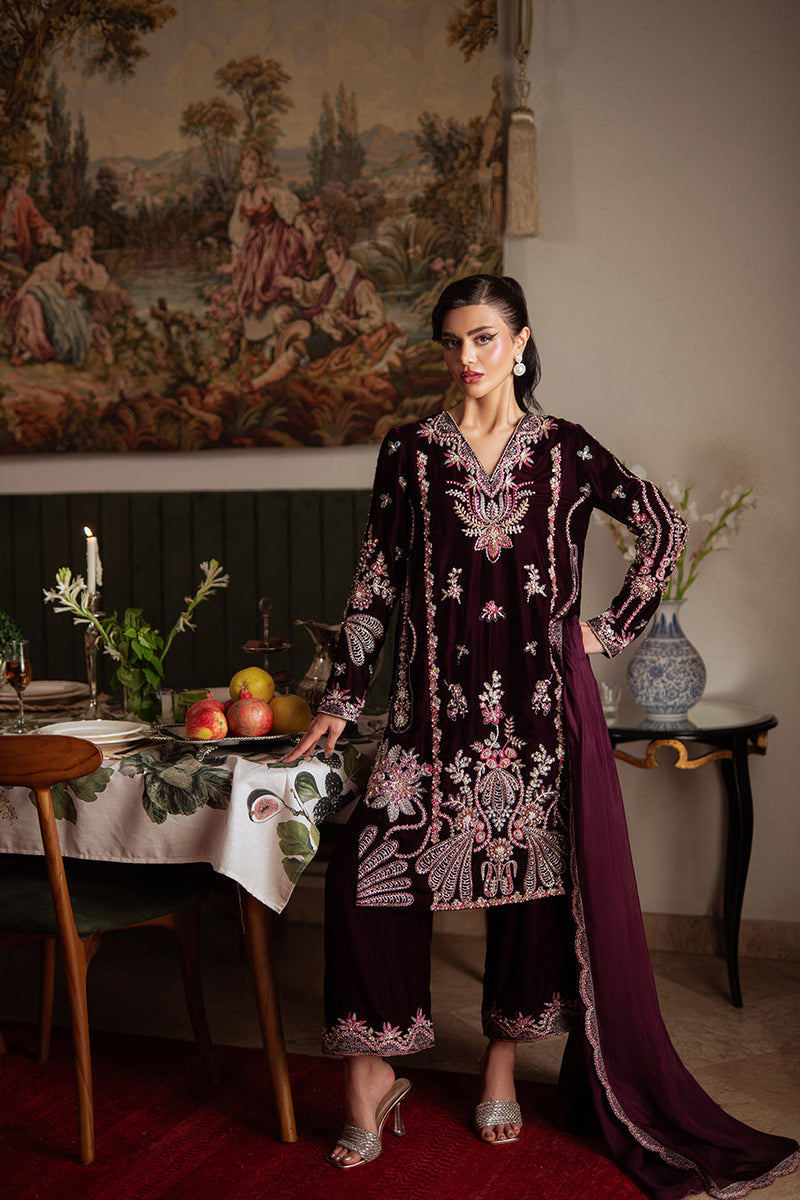 Saira Rizwan | Velvet Pret 25 | SHABNAM-SRVP25-05 by Saira Rizwan - Designer Dress - Type : Ladies Clothes - Available at Libayah - 100% Original 