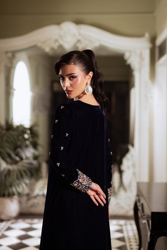 Saira Rizwan | Velvet Pret 25 | ZEHRA-SRVP25-01 by Saira Rizwan - Designer Dress - Type : Ladies Clothes - Available at Libayah - 100% Original 