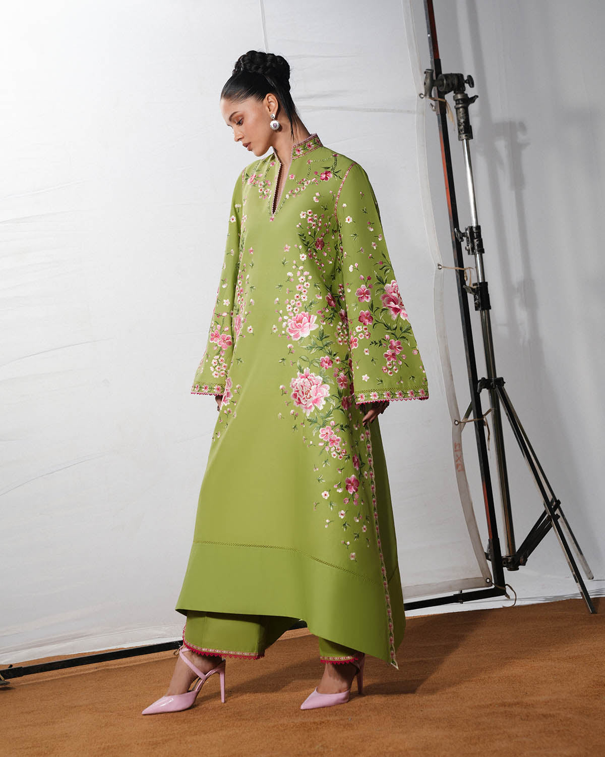 Jugnu Lahore | The Reserved View SS Edit | Chaman by Jugnu - Designer Dress  - Type : Ladies Clothes - Available at Libayah - 100% Original 