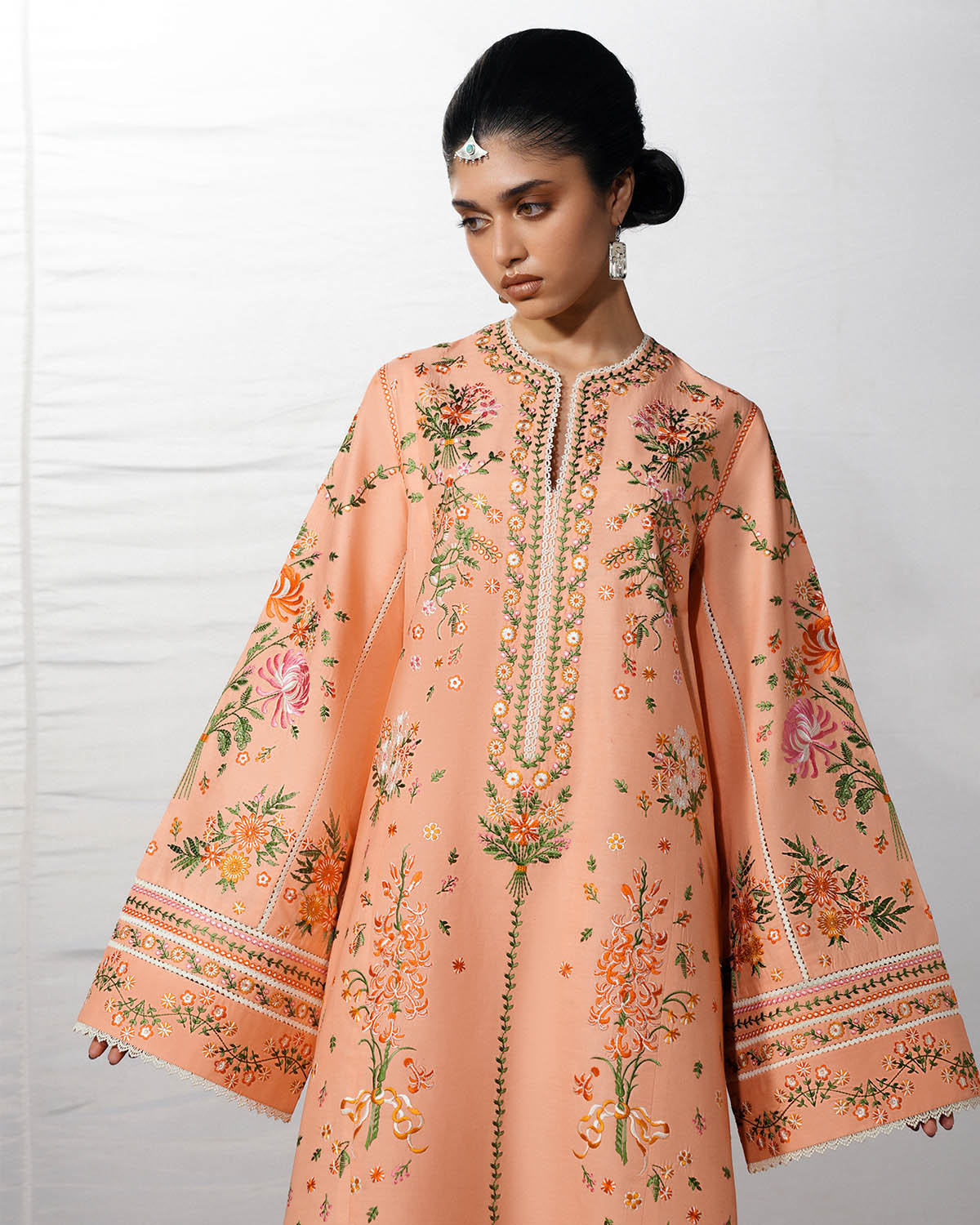 Jugnu | The Reserved View SS Edit | Zerah by Jugnu - Designer Dress  - Type : Ladies Clothes - Available at Libayah - 100% Original 