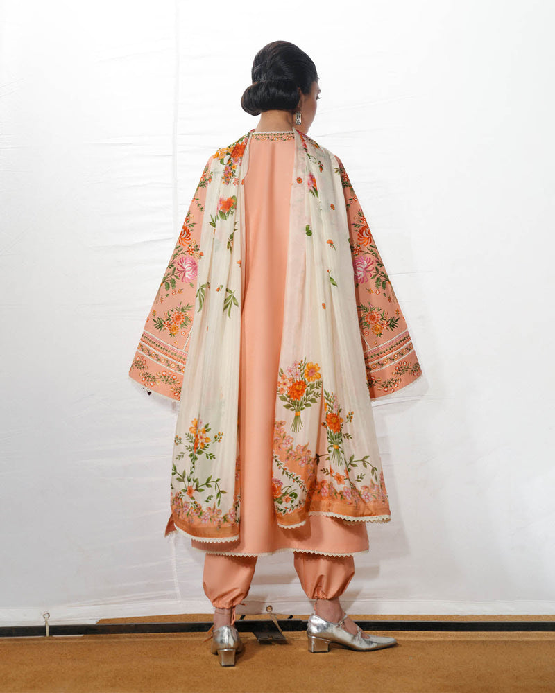 Jugnu | The Reserved View SS Edit | Zerah by Jugnu - Designer Dress  - Type : Ladies Clothes - Available at Libayah - 100% Original 