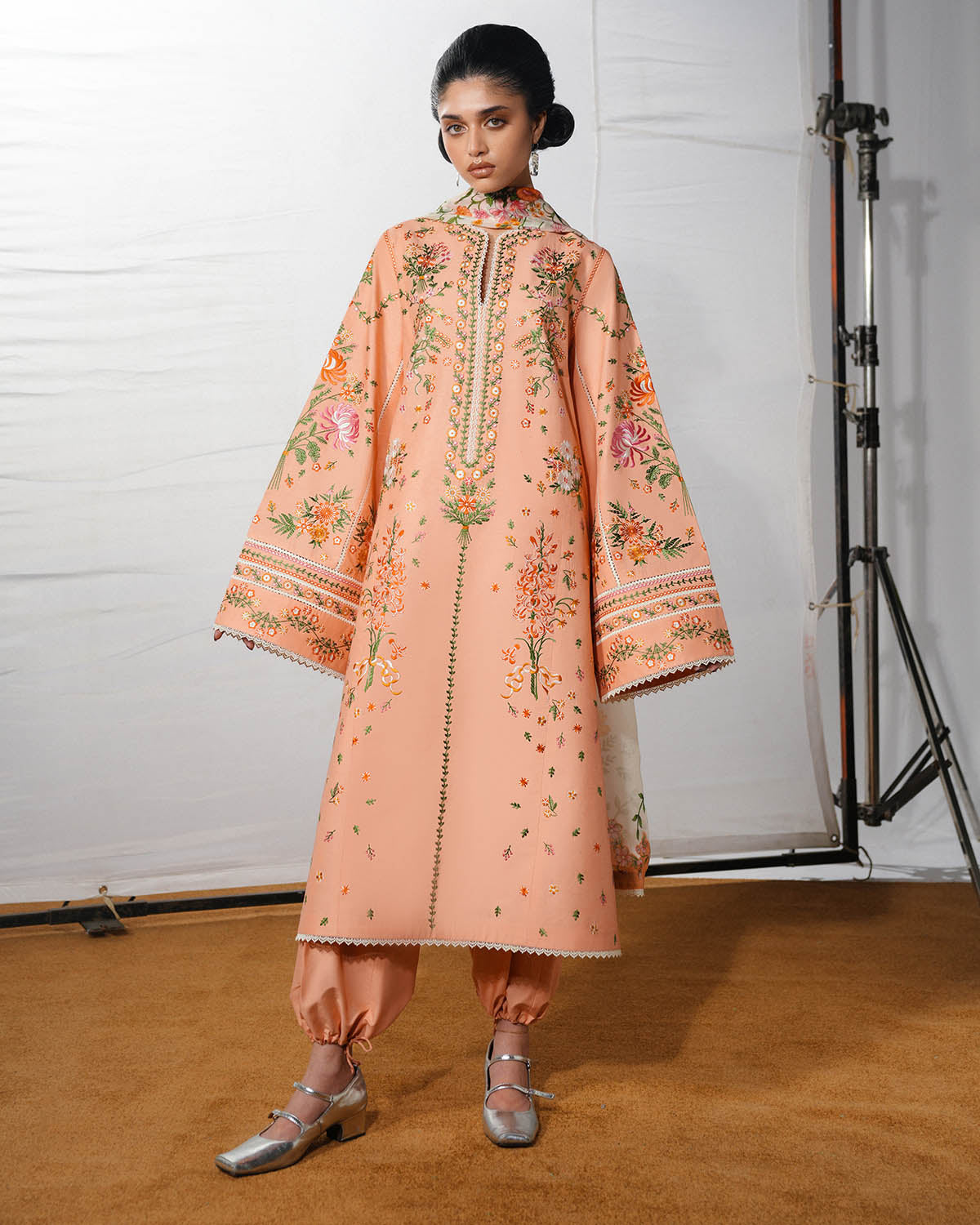 Jugnu | The Reserved View SS Edit | Zerah by Jugnu - Designer Dress  - Type : Ladies Clothes - Available at Libayah - 100% Original 