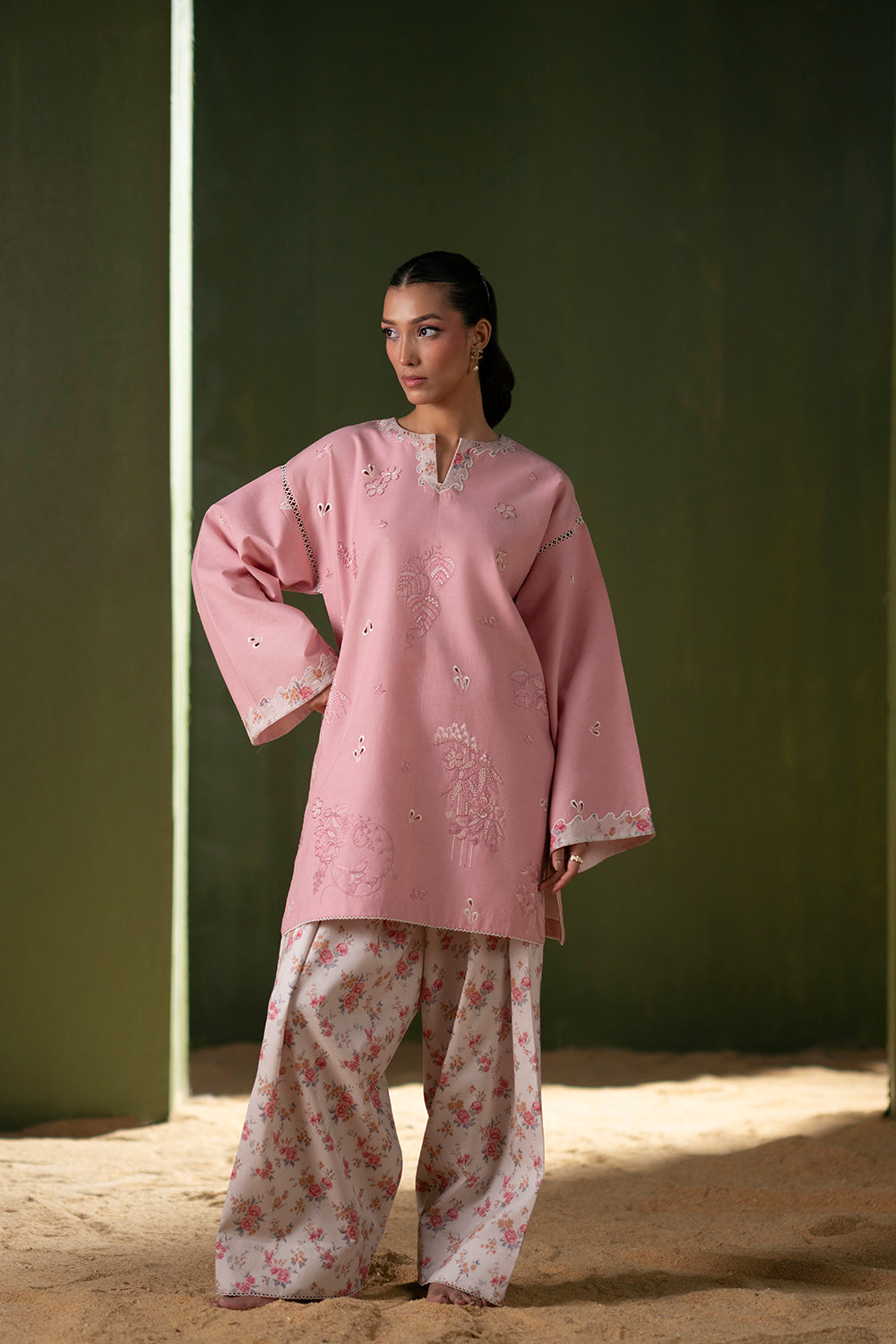 Saira Rizwan | Joolie Co ords | JOOLIE PINK - JBP25-08 by Saira Rizwan - Designer Dress  - Type : Ladies Clothes - Available at Libayah - 100% Original 