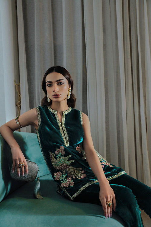 Saira Rizwan | Riona Luxury Formals | Simone by Saira Rizwan - Designer Dress - Type: Ladies Clothes - Available at Libayah - 100% Original