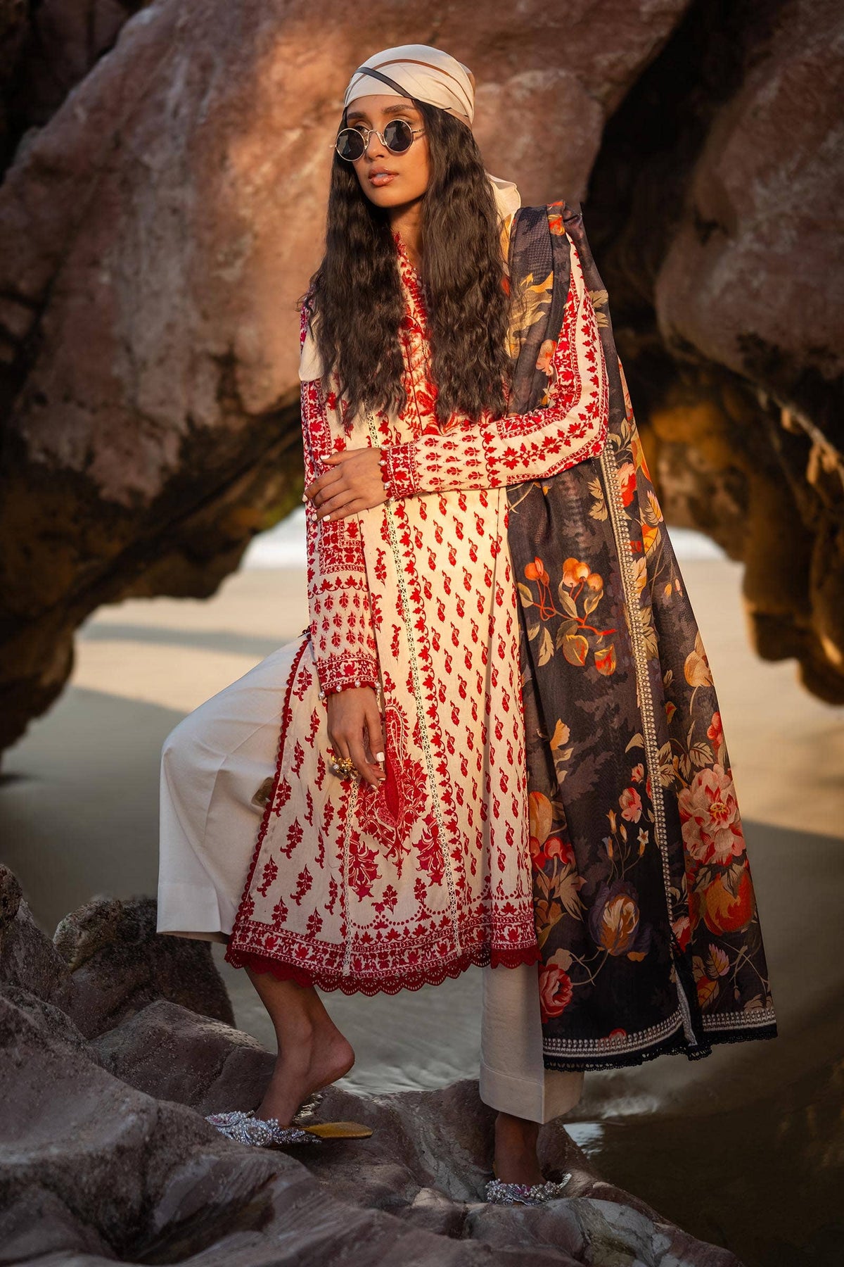 Sana Safinaz | Mahay Spring 24 | H241-006B-2BS by Sana Safinaz - Designer Dress - Type: Ladies Clothes - Available at Libayah - 100% Original