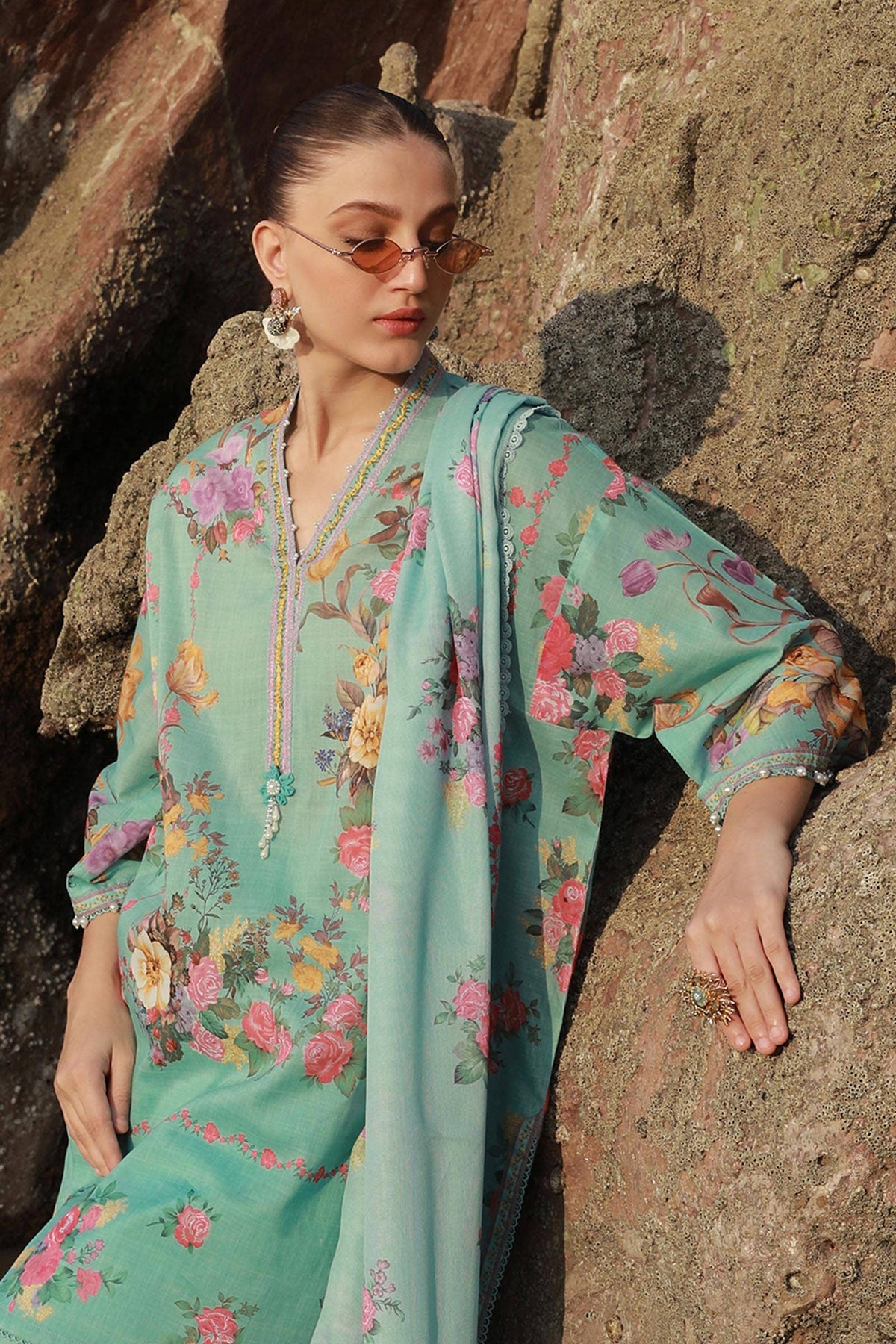 Sana Safinaz | Mahay Spring 24 | H241-026B-3CS by Sana Safinaz - Designer Dress - Type: Ladies Clothes - Available at Libayah - 100% Original