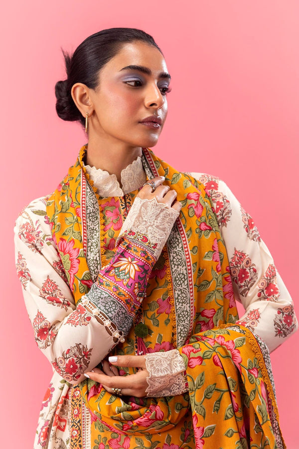 Sana Safinaz | Mahay Winter 24 | H243-005A-2DC by Sana Safinaz - Designer Dress - Type: Luxury - Available at Libayah - 100% Original