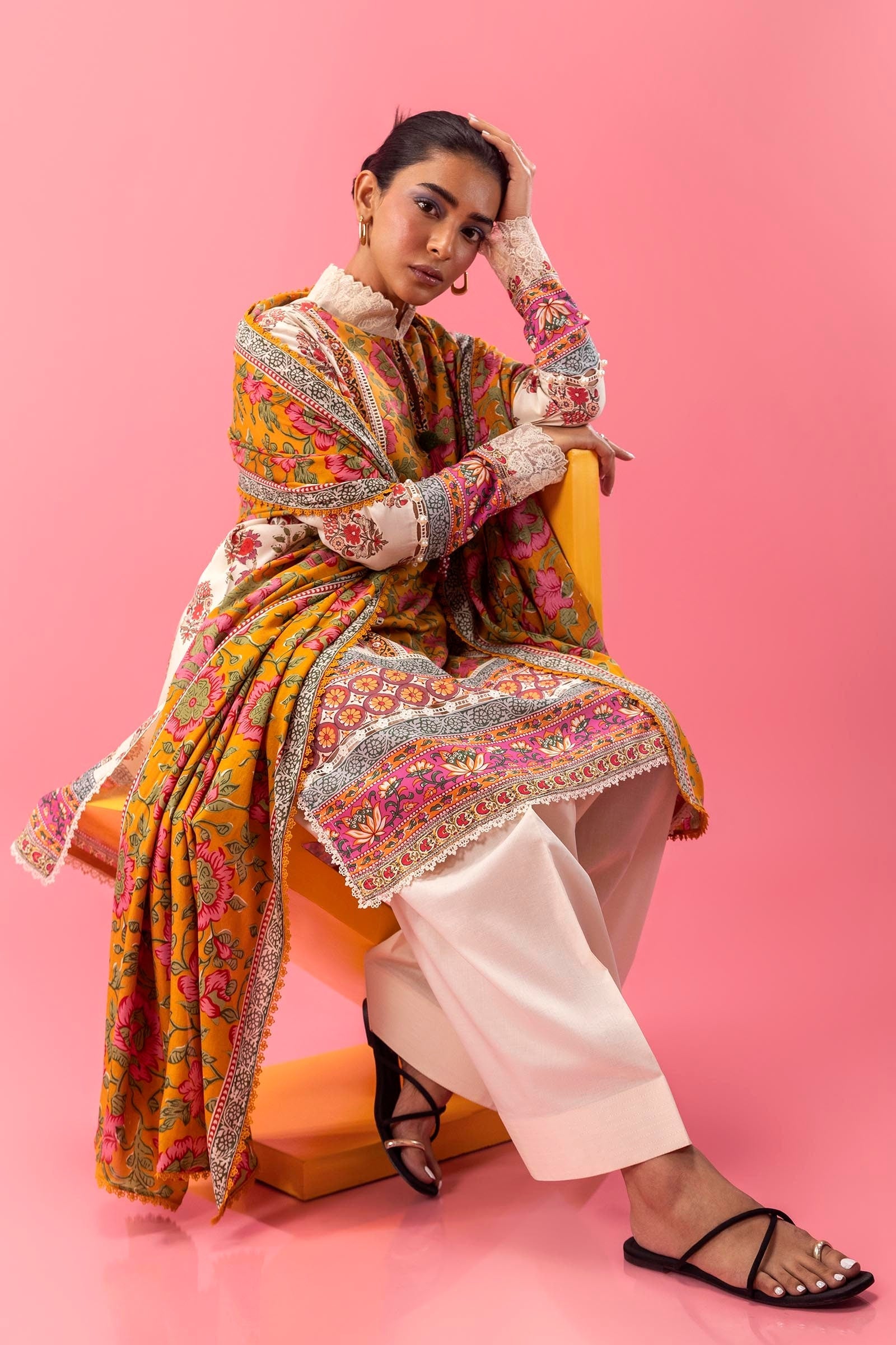 Sana Safinaz | Mahay Winter 24 | H243-005A-2DC by Sana Safinaz - Designer Dress - Type: Luxury - Available at Libayah - 100% Original