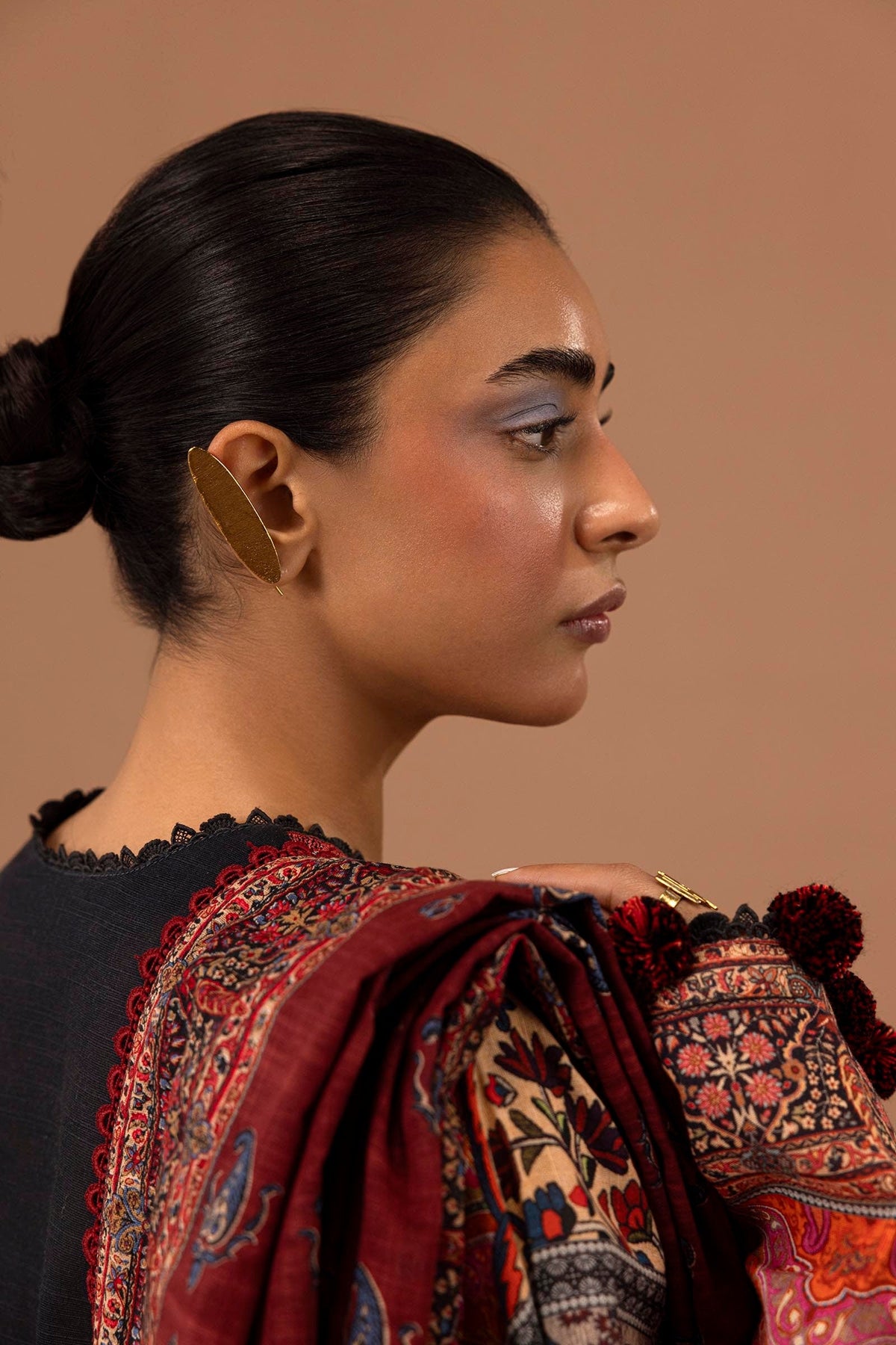 Sana Safinaz | Mahay Winter 24 | H243-019A-2BQ by Sana Safinaz - Designer Dress - Type: Luxury - Available at Libayah - 100% Original