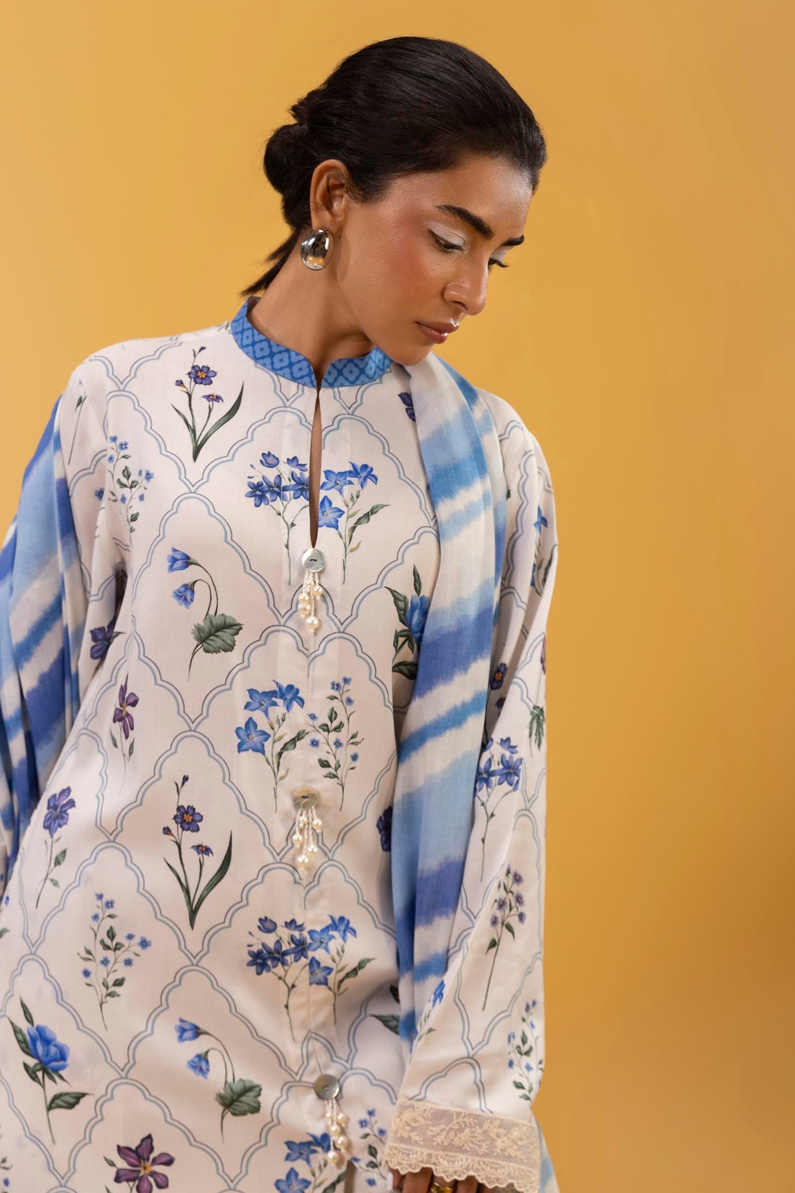 Sana Safinaz  | Mahay Winter 24 | H243-024A-3DB by Sana Safinaz - Designer Dress - Type: Luxury - Available at Libayah - 100% Original